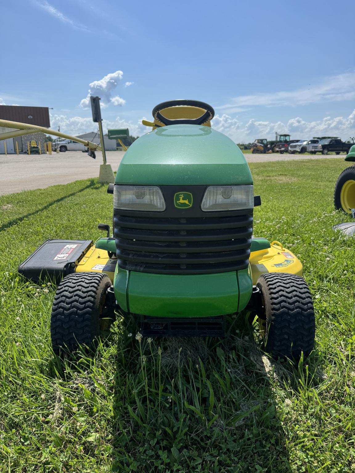2003 John Deere LT180 Image
