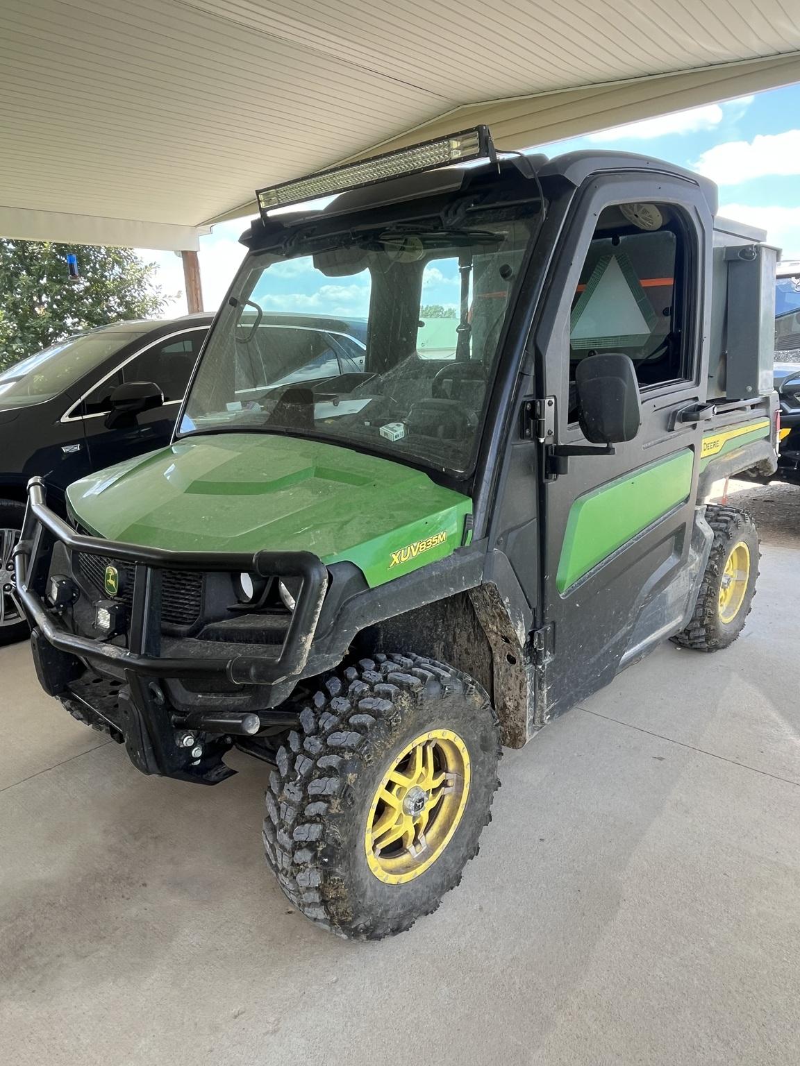 2023 John Deere XUV 835M Image