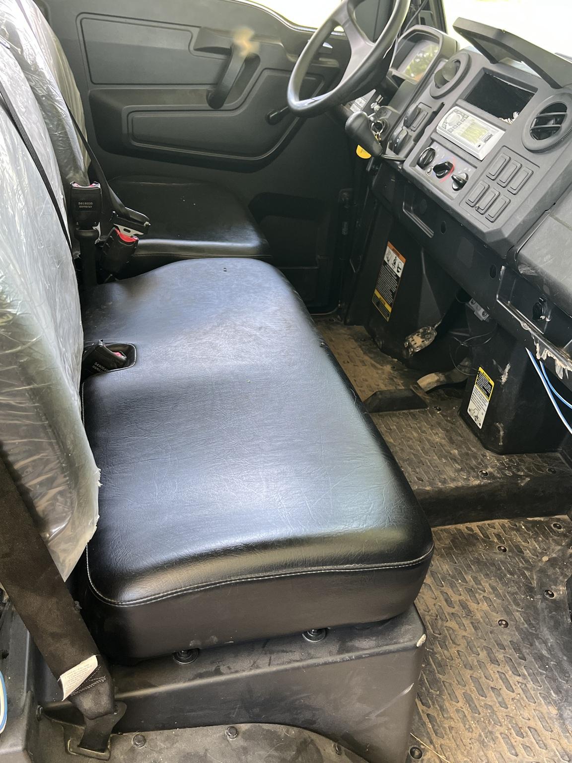 2023 John Deere XUV 835M Image