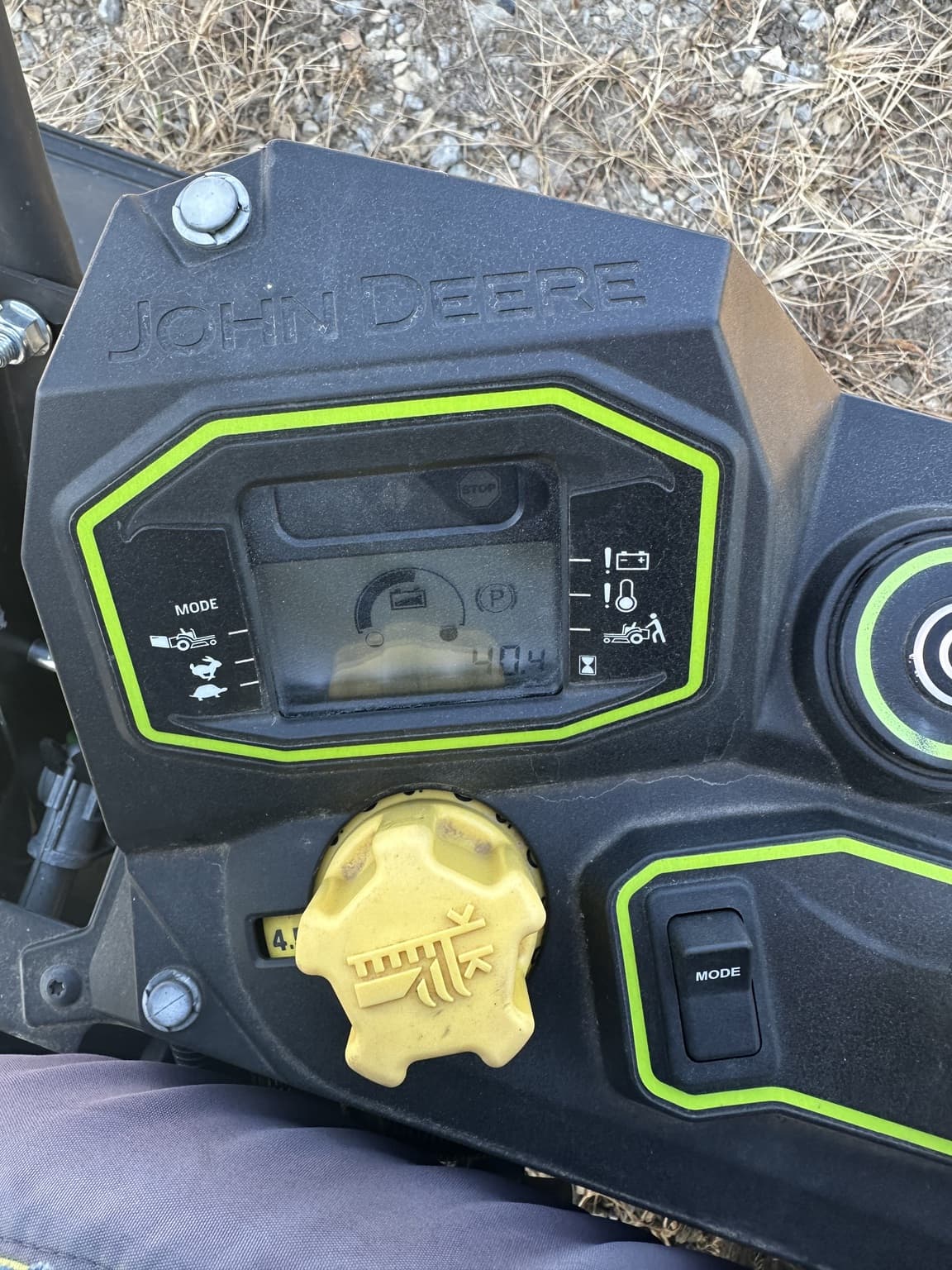 2023 John Deere Z370R Image