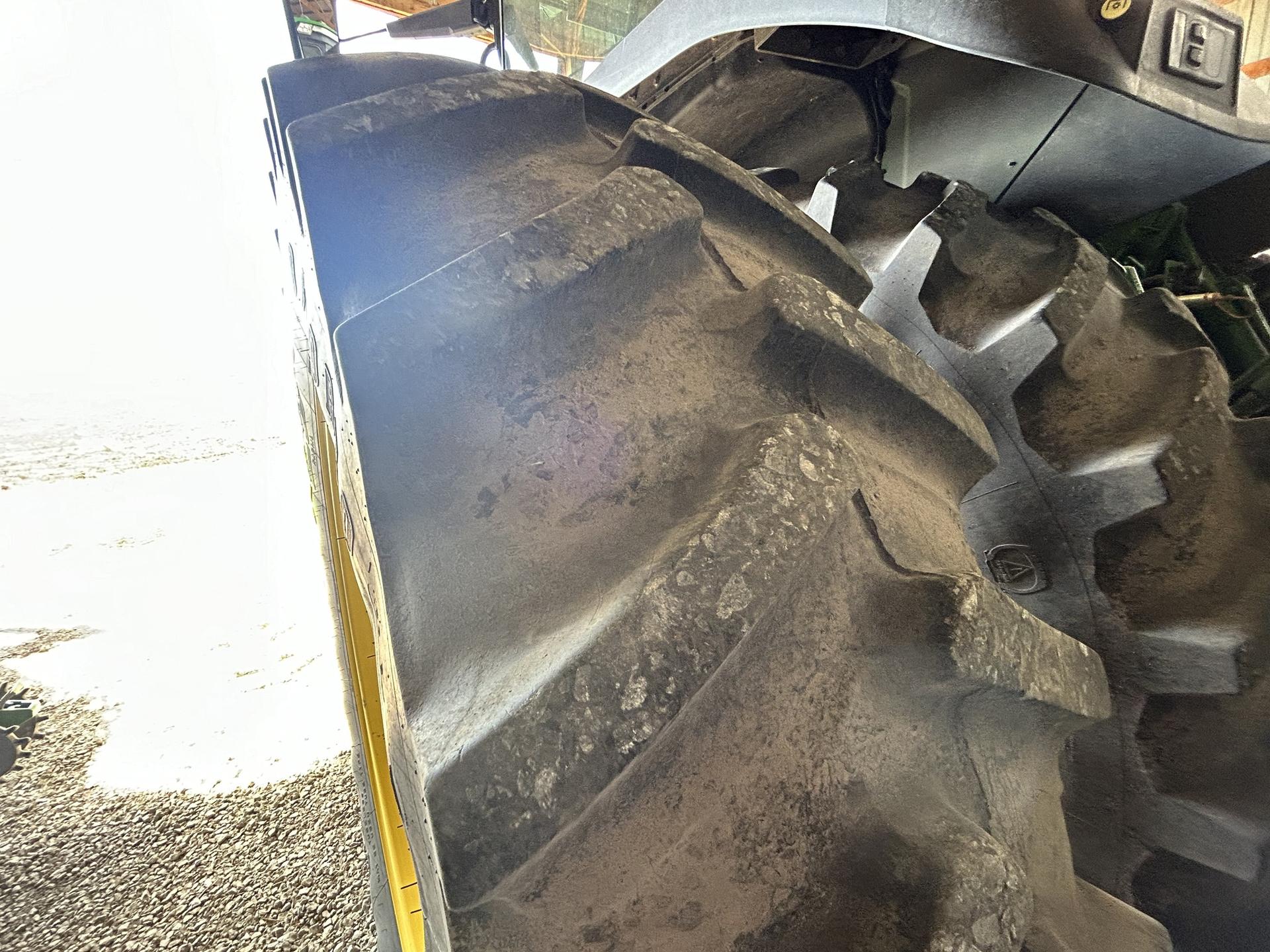 2021 John Deere 8R 340 Image