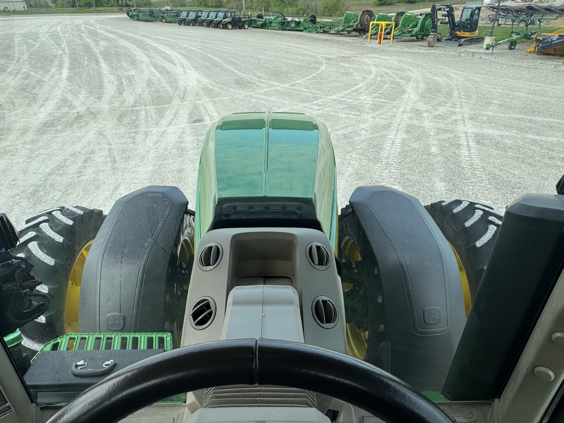 2021 John Deere 8R 340 Image