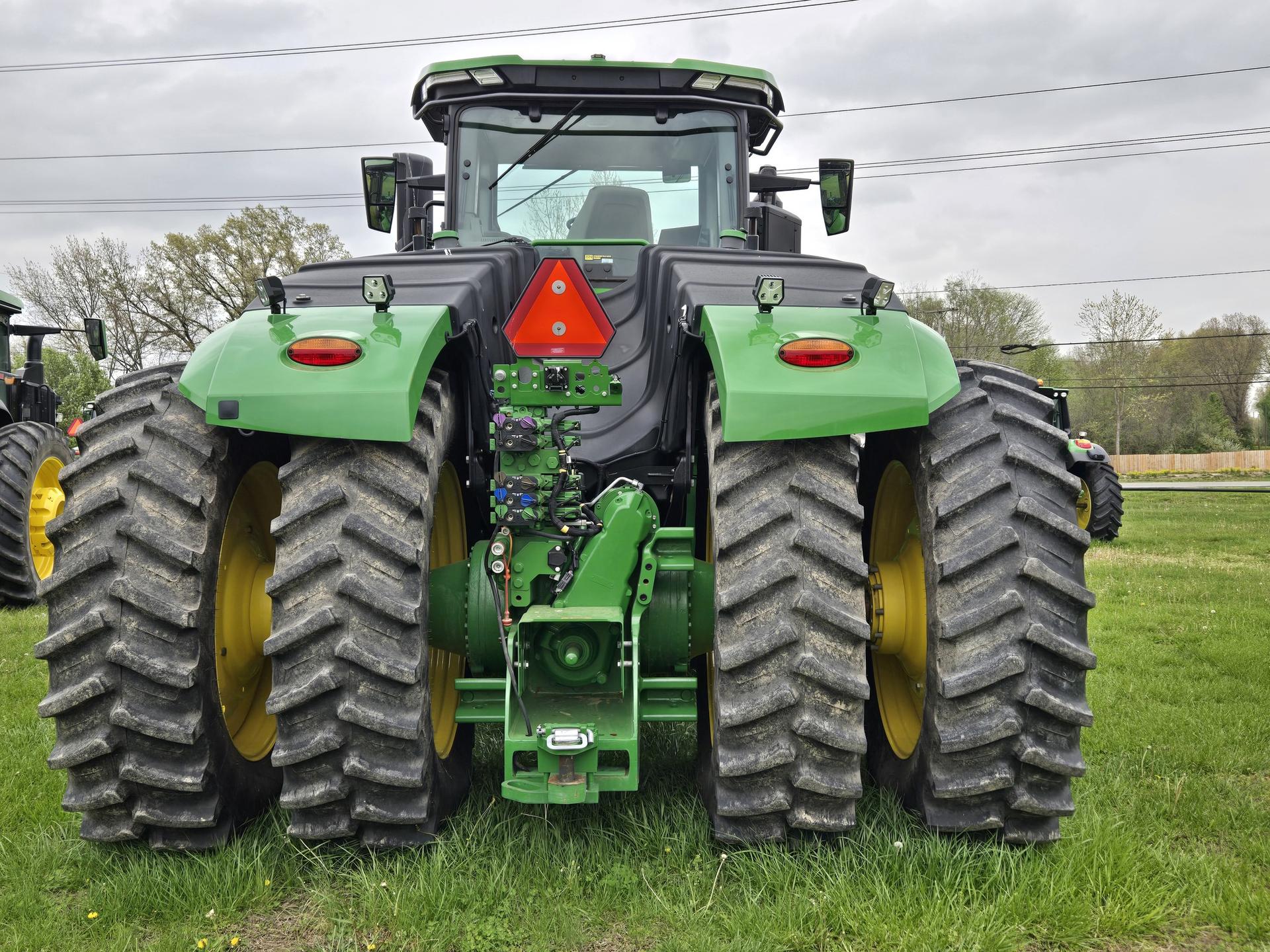 2024 John Deere 9R 440 Image
