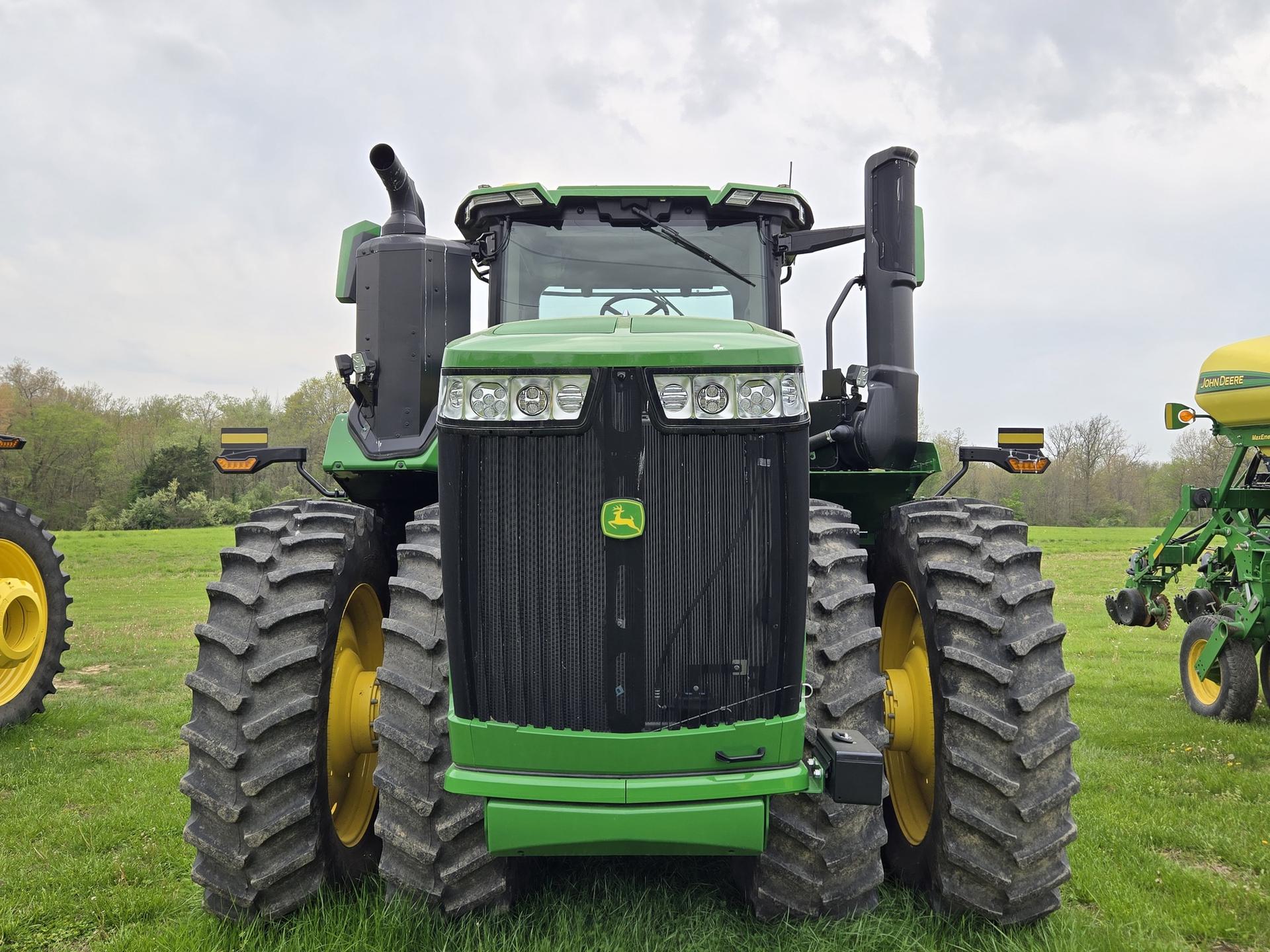 2024 John Deere 9R 440 Image