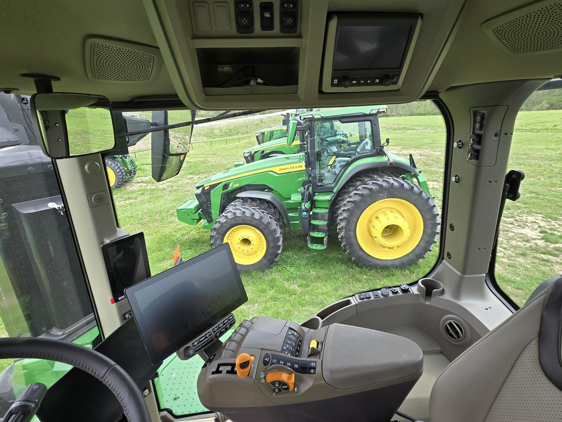 2024 John Deere 9R 440 Image