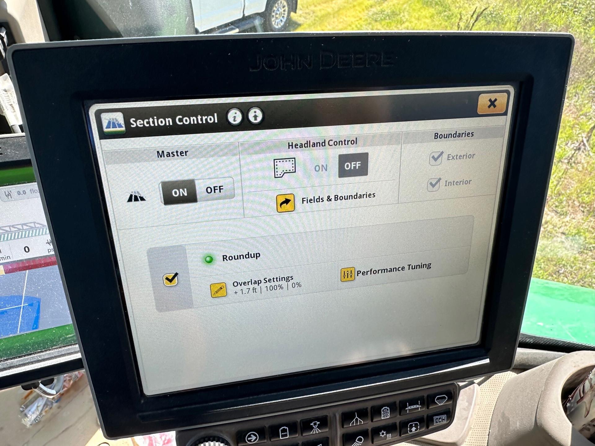 2021 John Deere R4038 Image