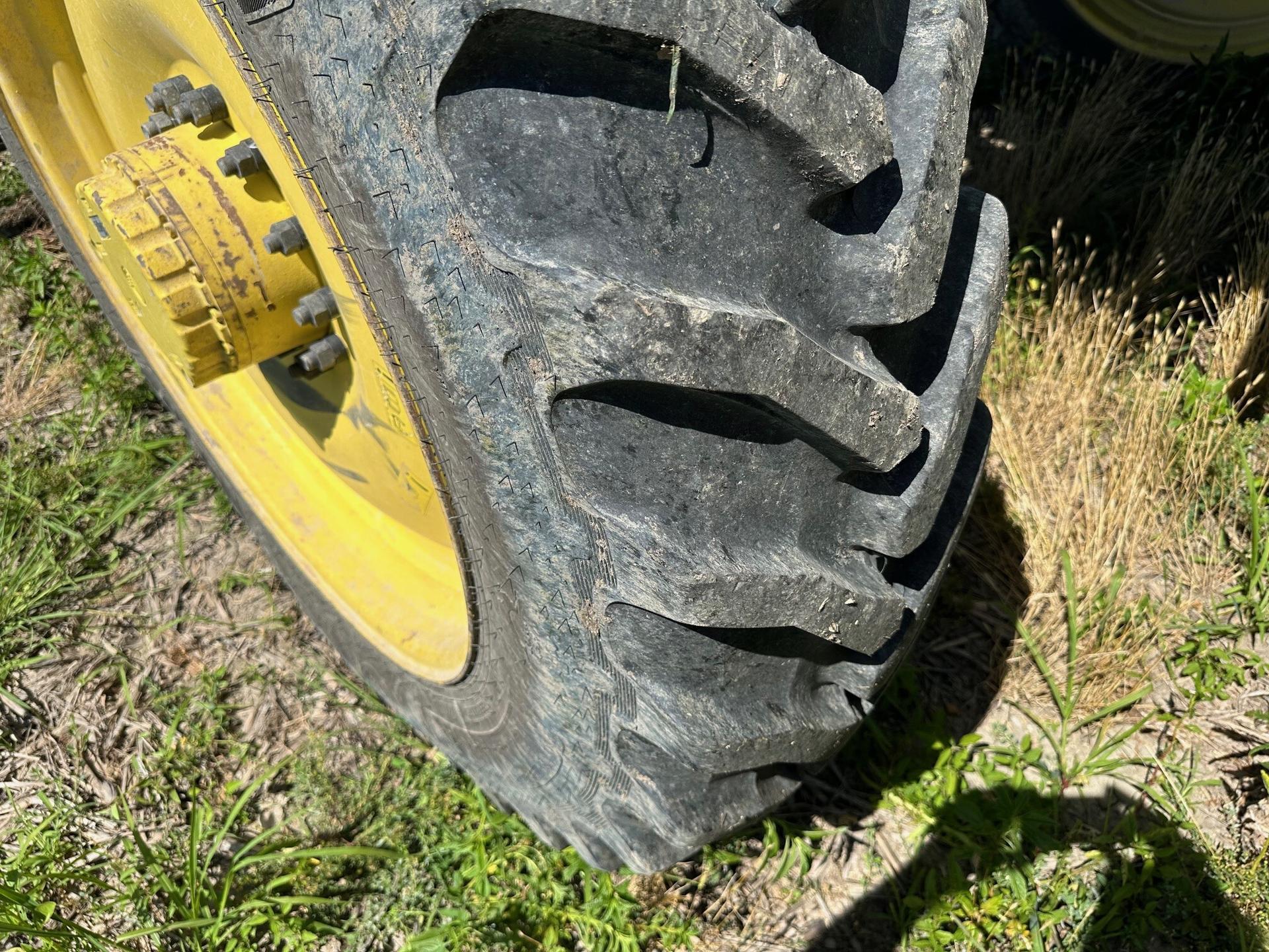 2021 John Deere R4038 Image