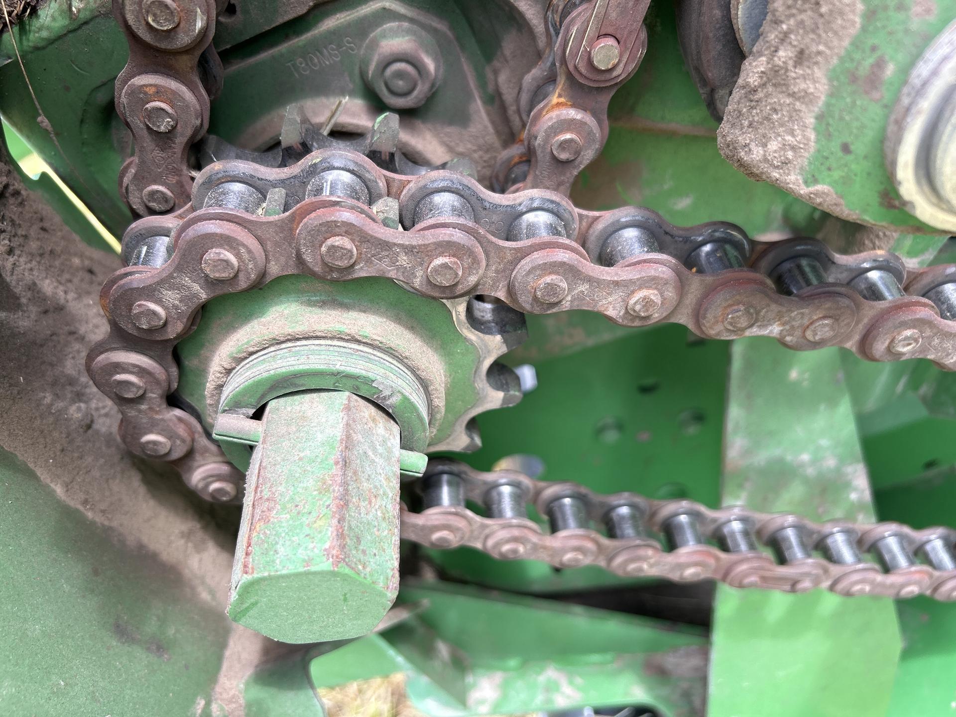 2020 John Deere 560M Image