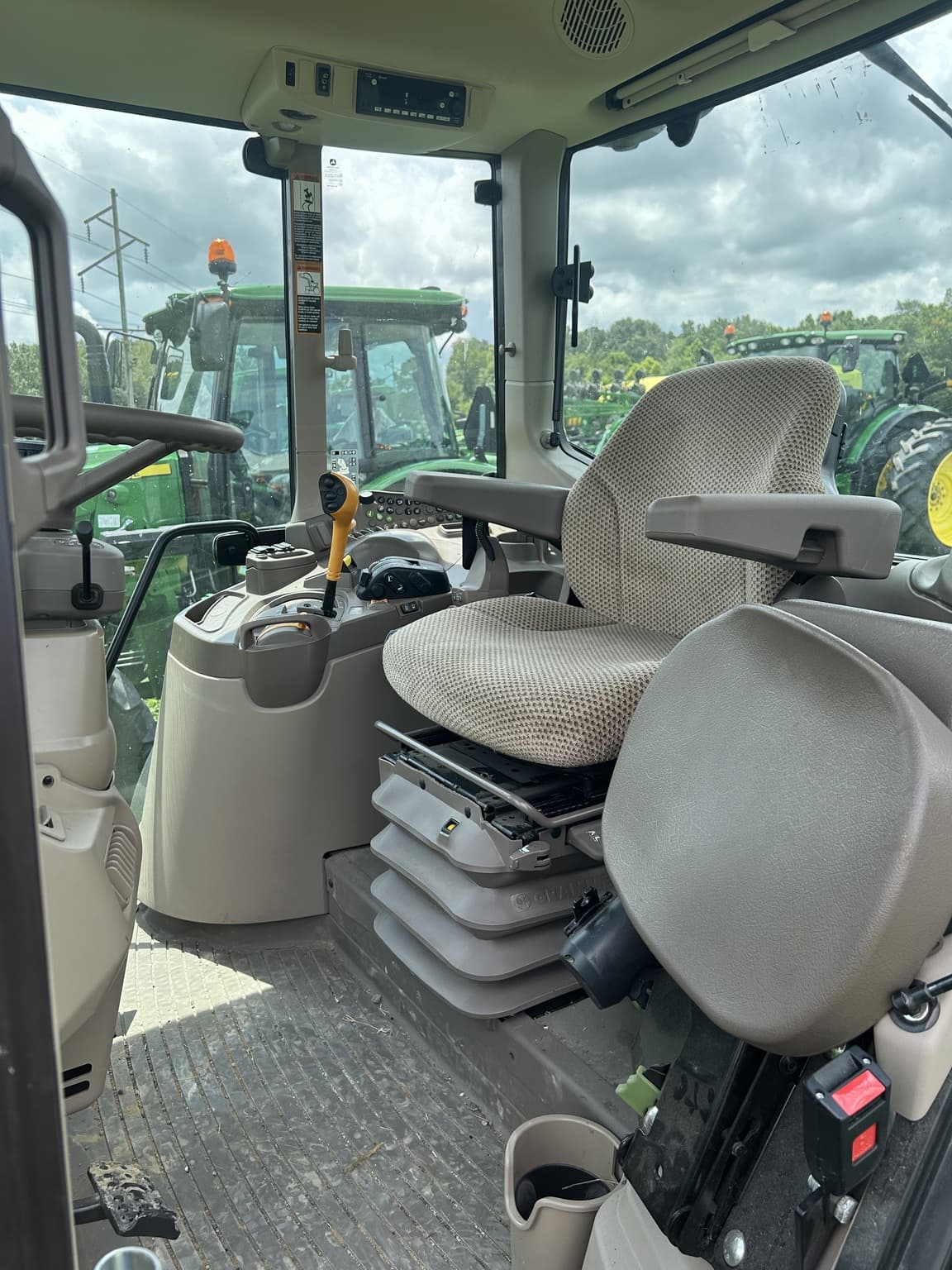 2024 John Deere 6120M Image