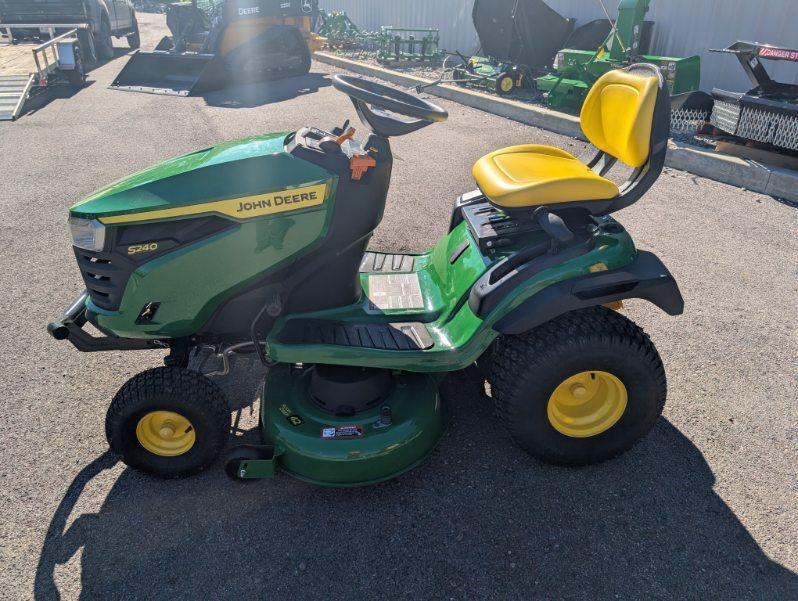 2024 John Deere S240 Image