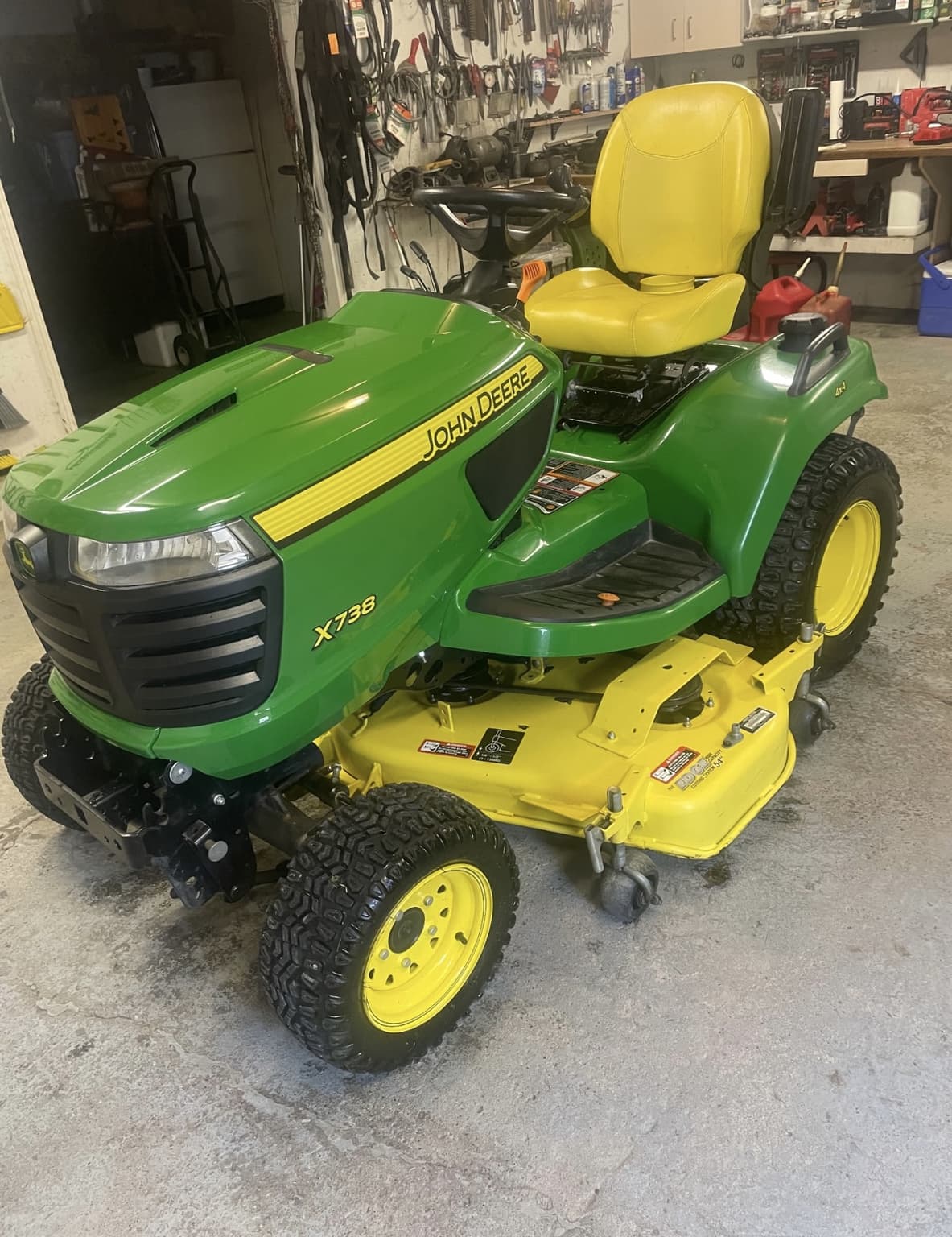 2017 John Deere X738 Image
