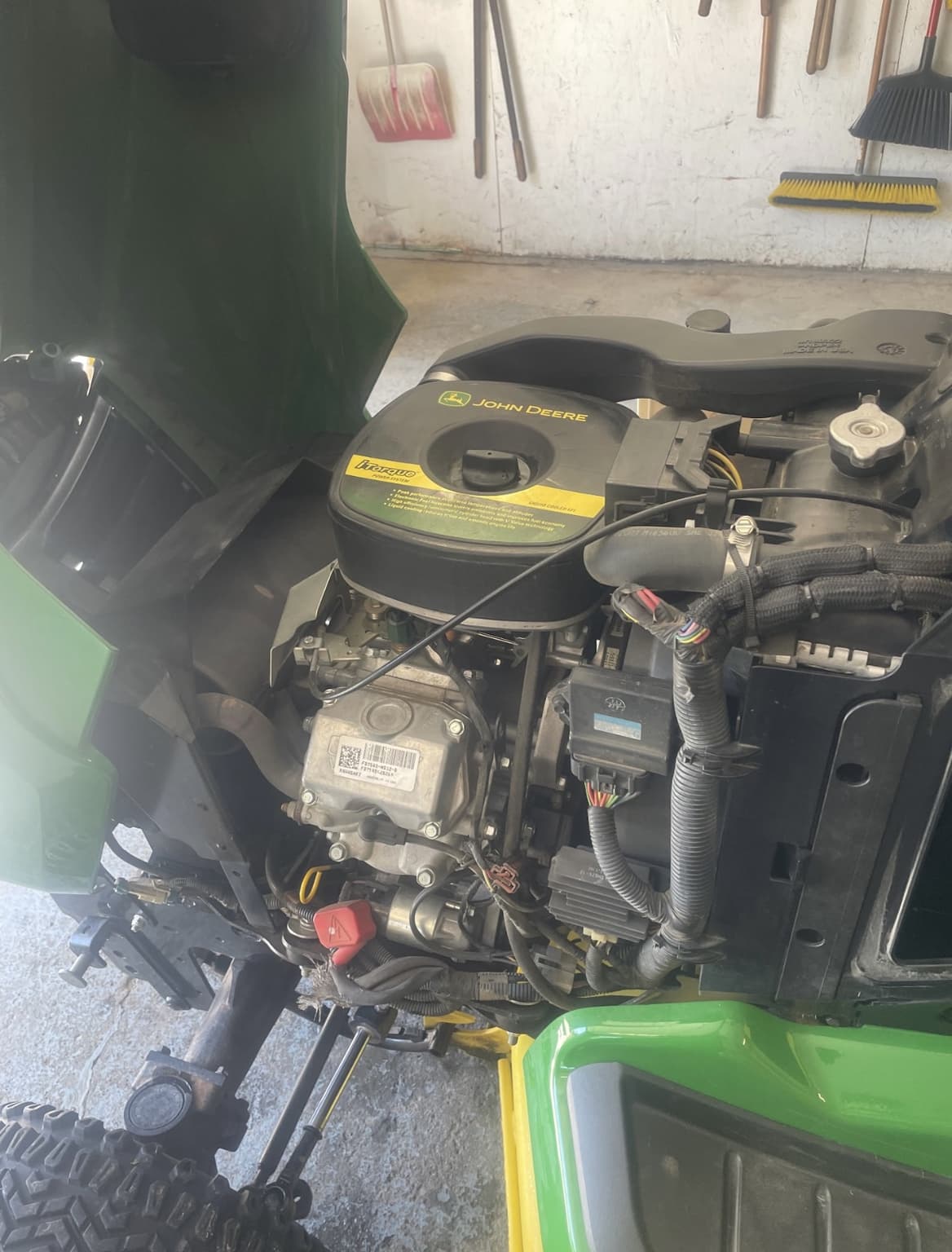 2017 John Deere X738 Image