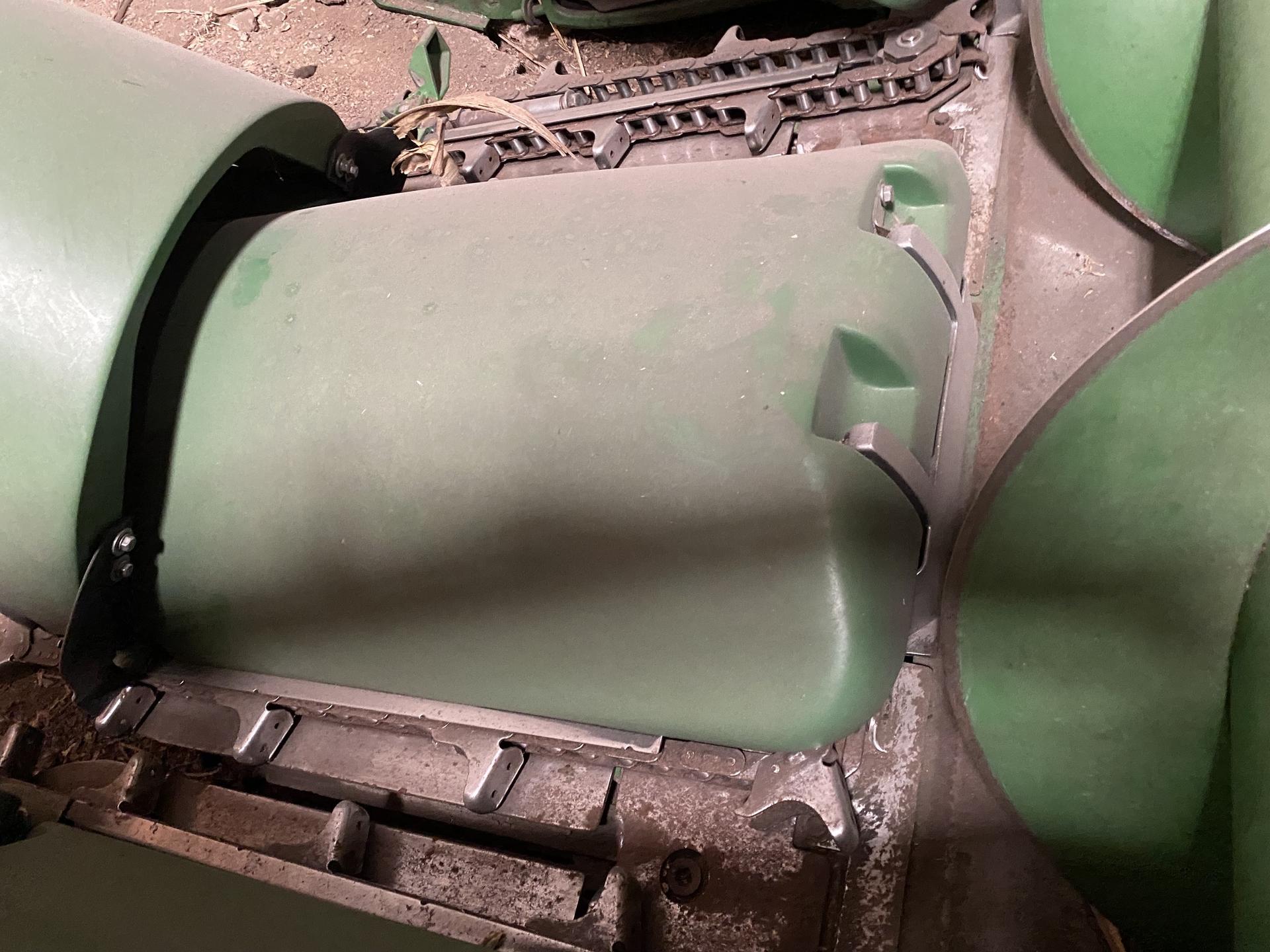 2014 John Deere 608C Image