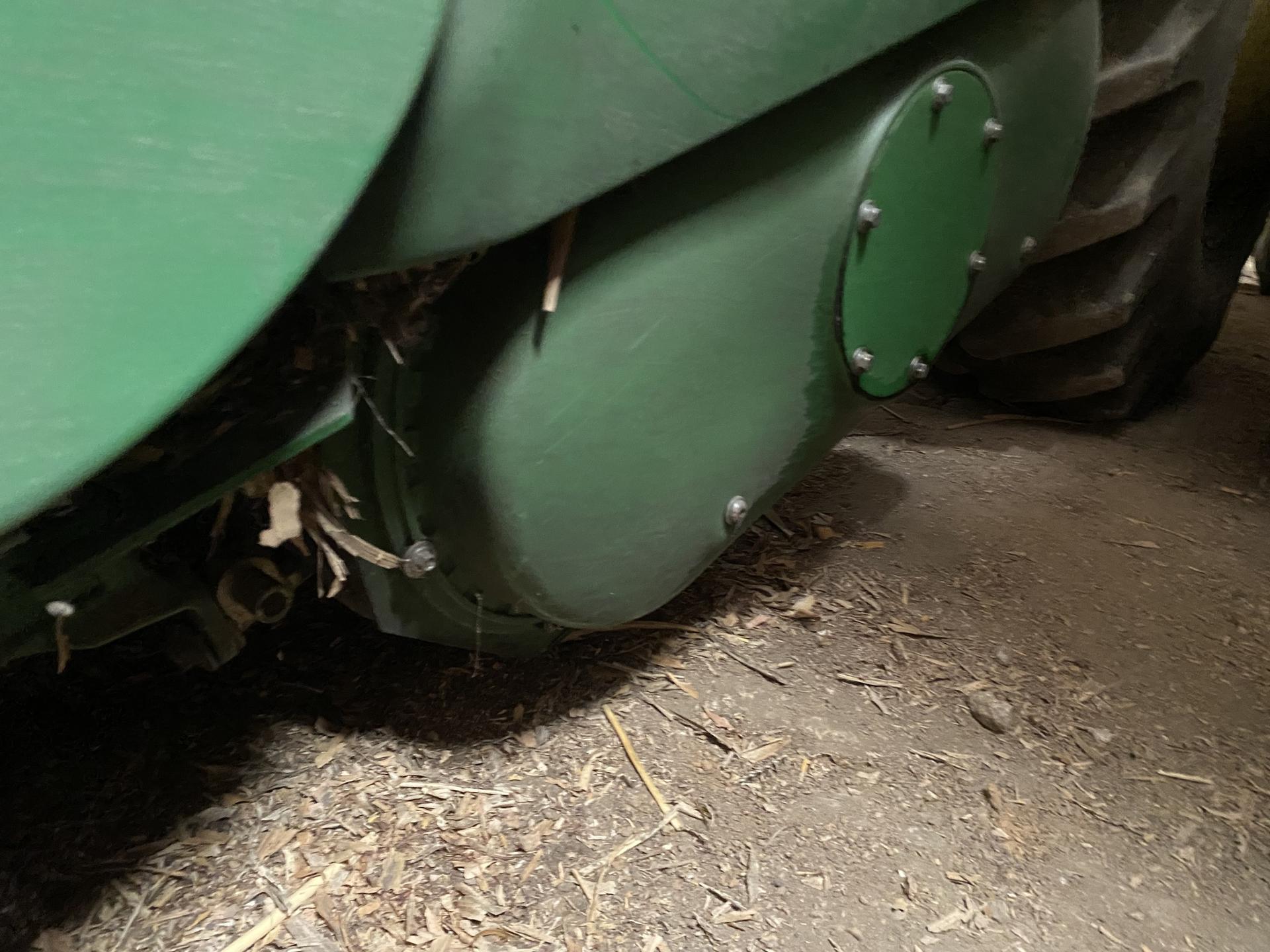 2014 John Deere 608C Image