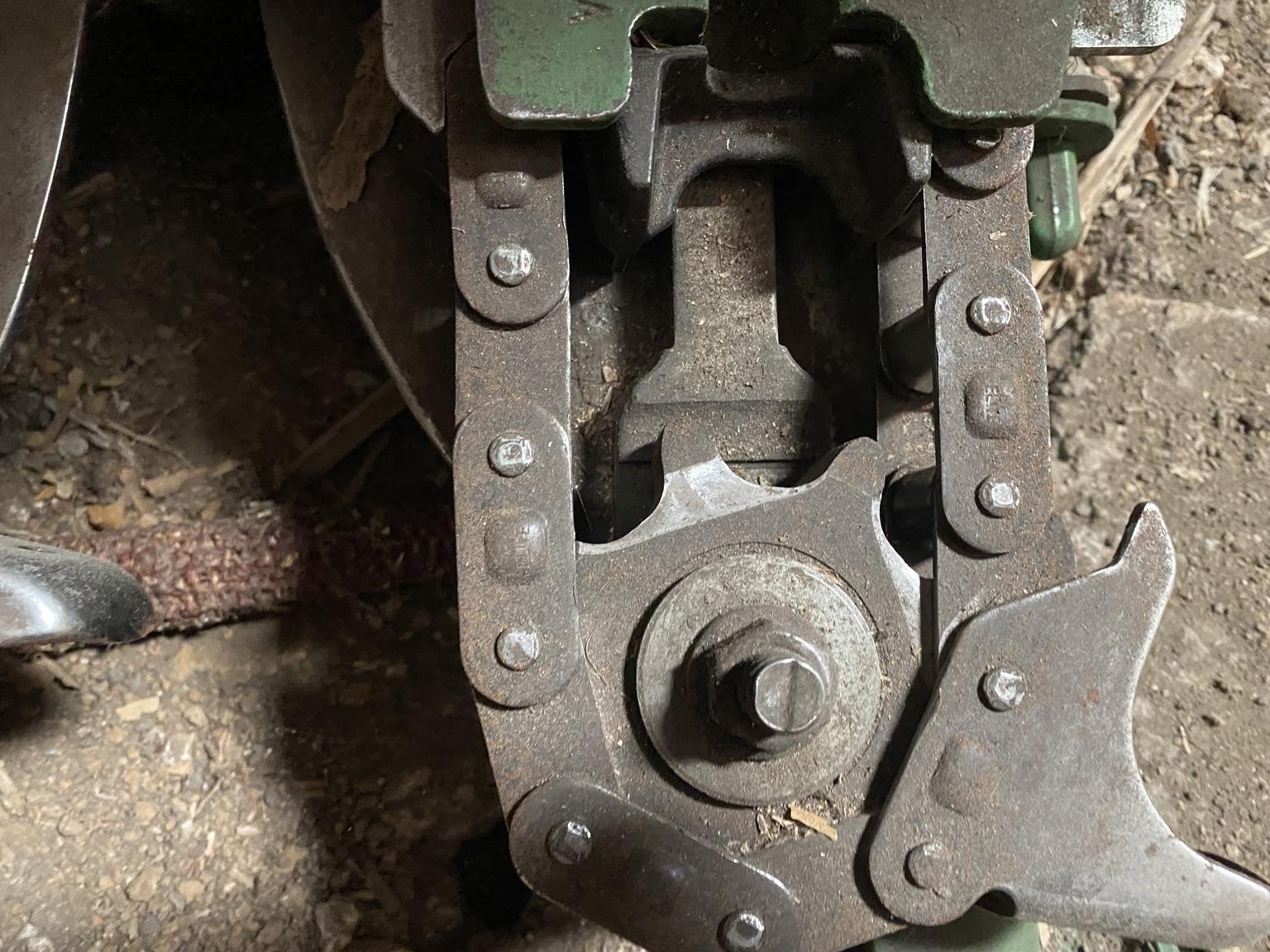 2014 John Deere 608C Image