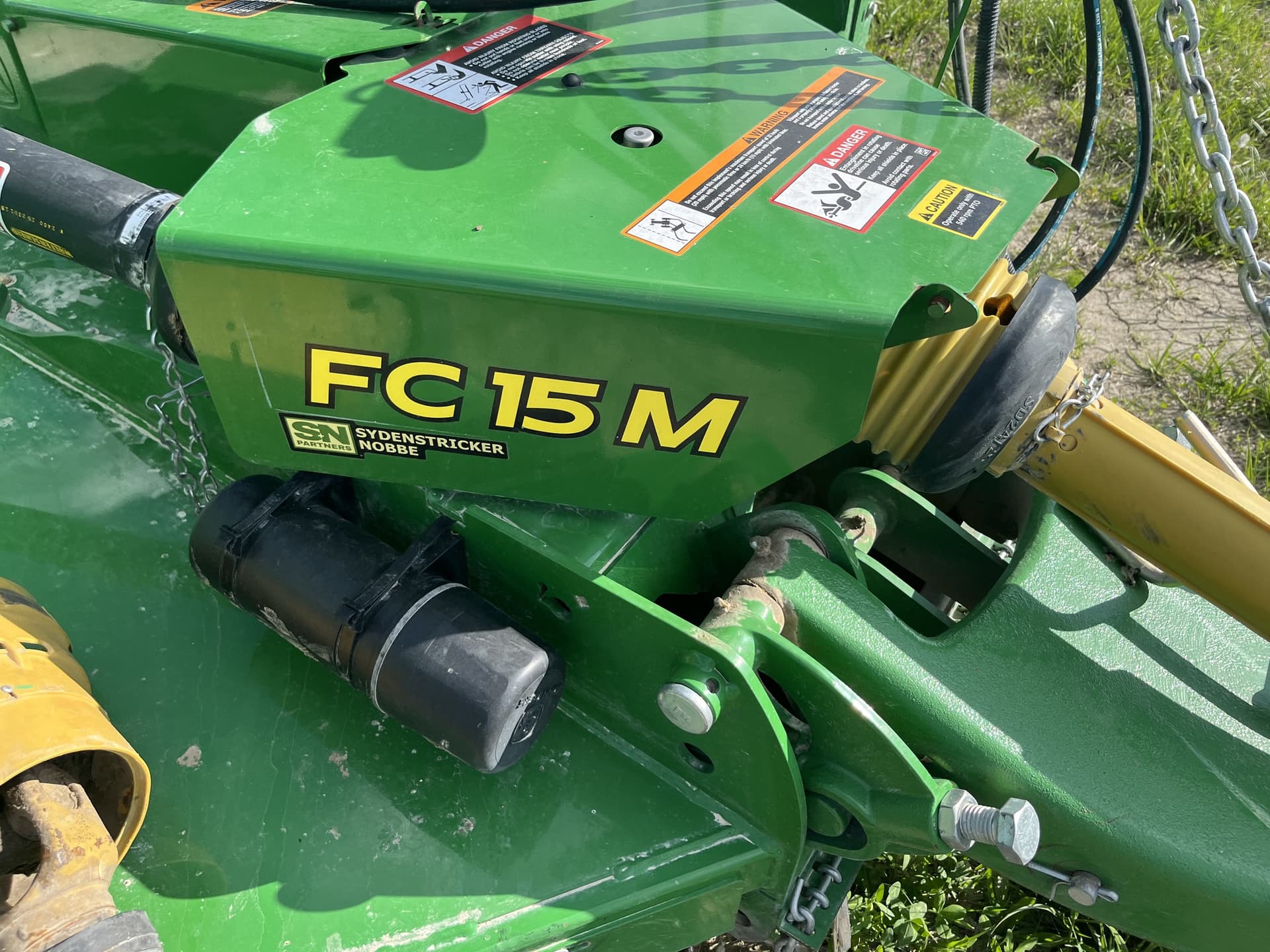 2023 John Deere FC15M Image