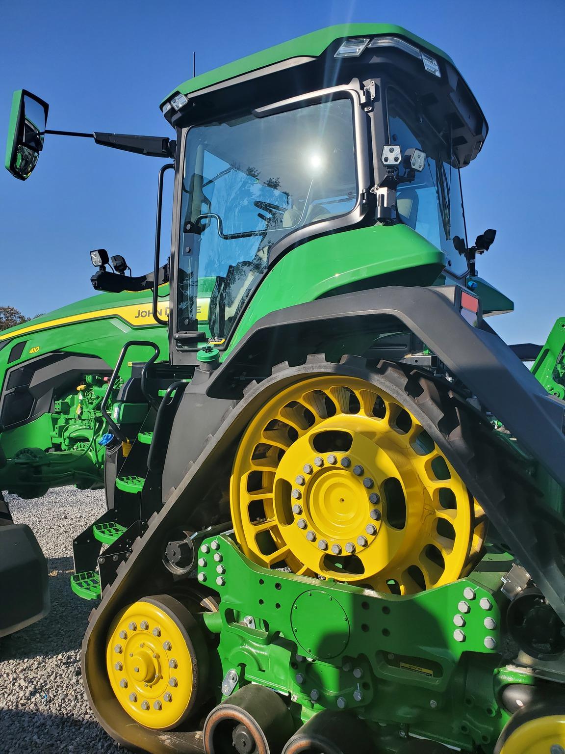 2023 John Deere 8RX 410 Image