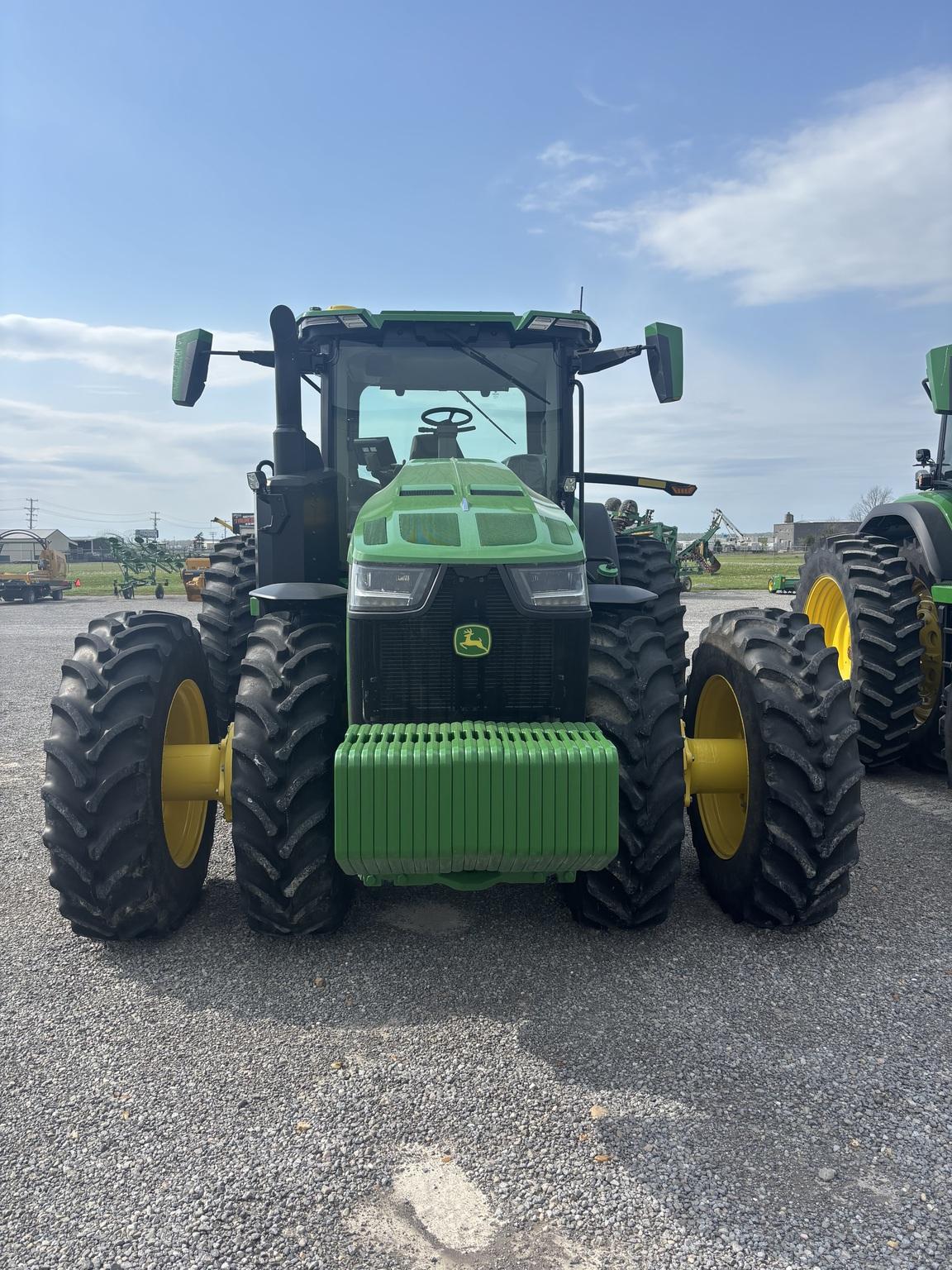 2024 John Deere 8R 310 Image