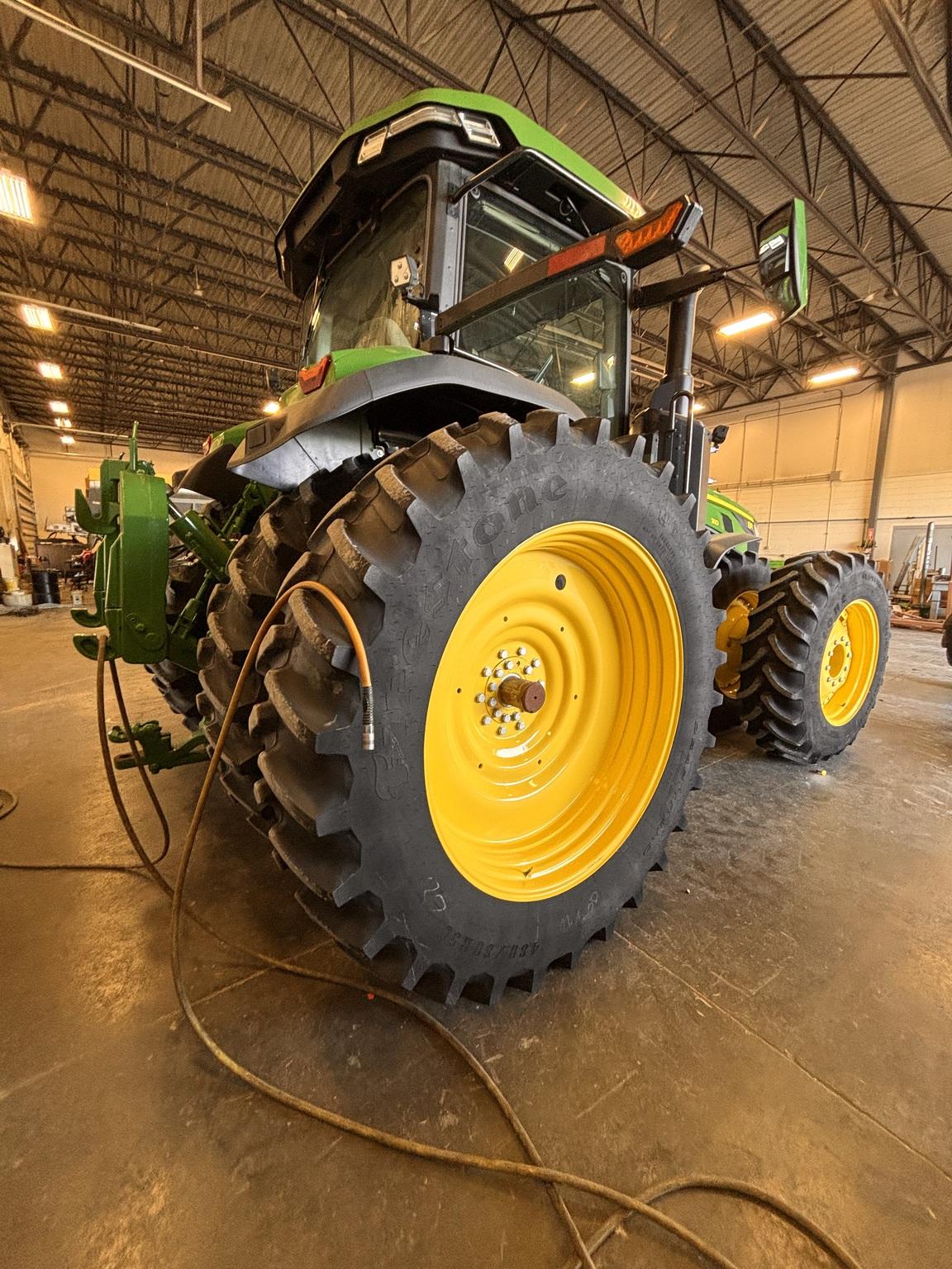 2024 John Deere 8R 310 Image