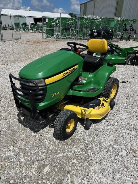 2013 John Deere X324 Image