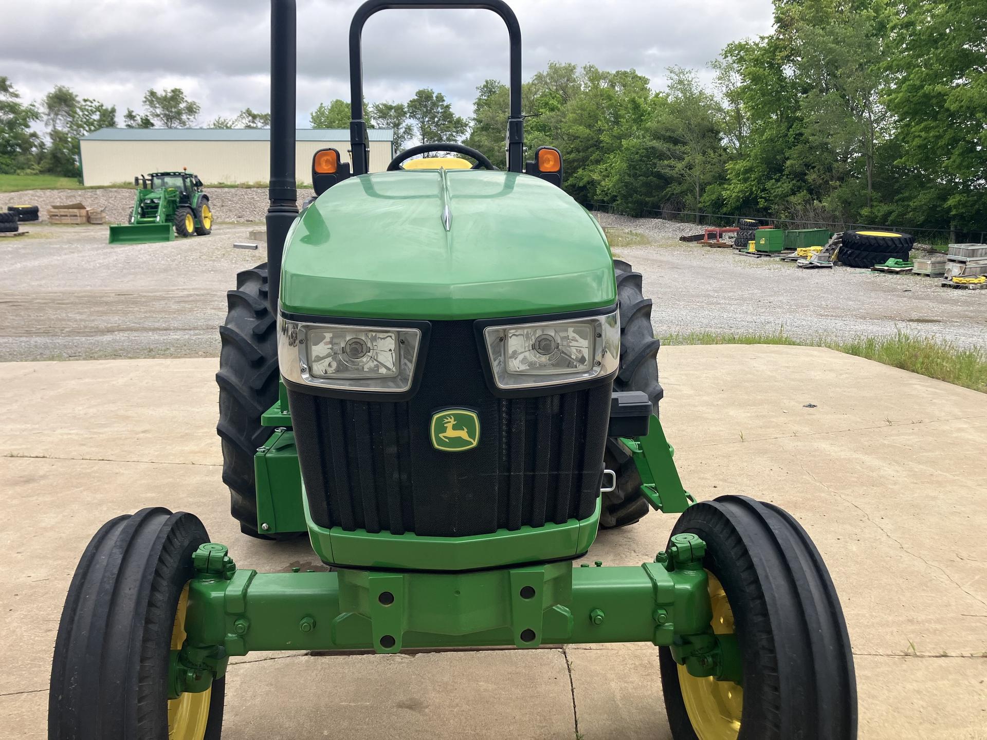 2022 John Deere 5055E Image