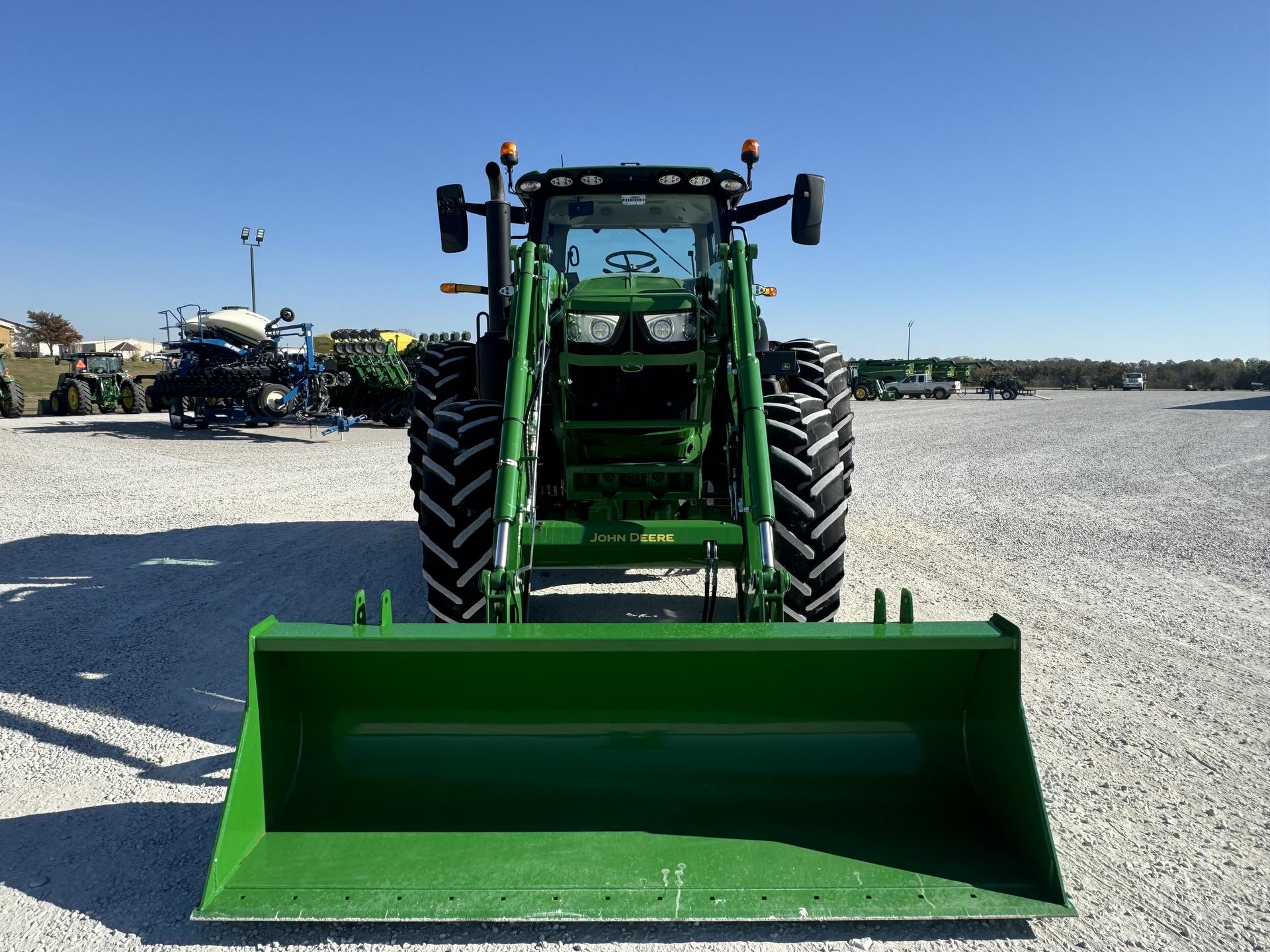 2023 John Deere 6R 175 Image