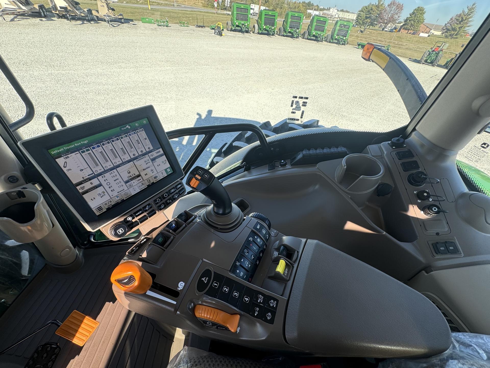 2023 John Deere 6R 175 Image
