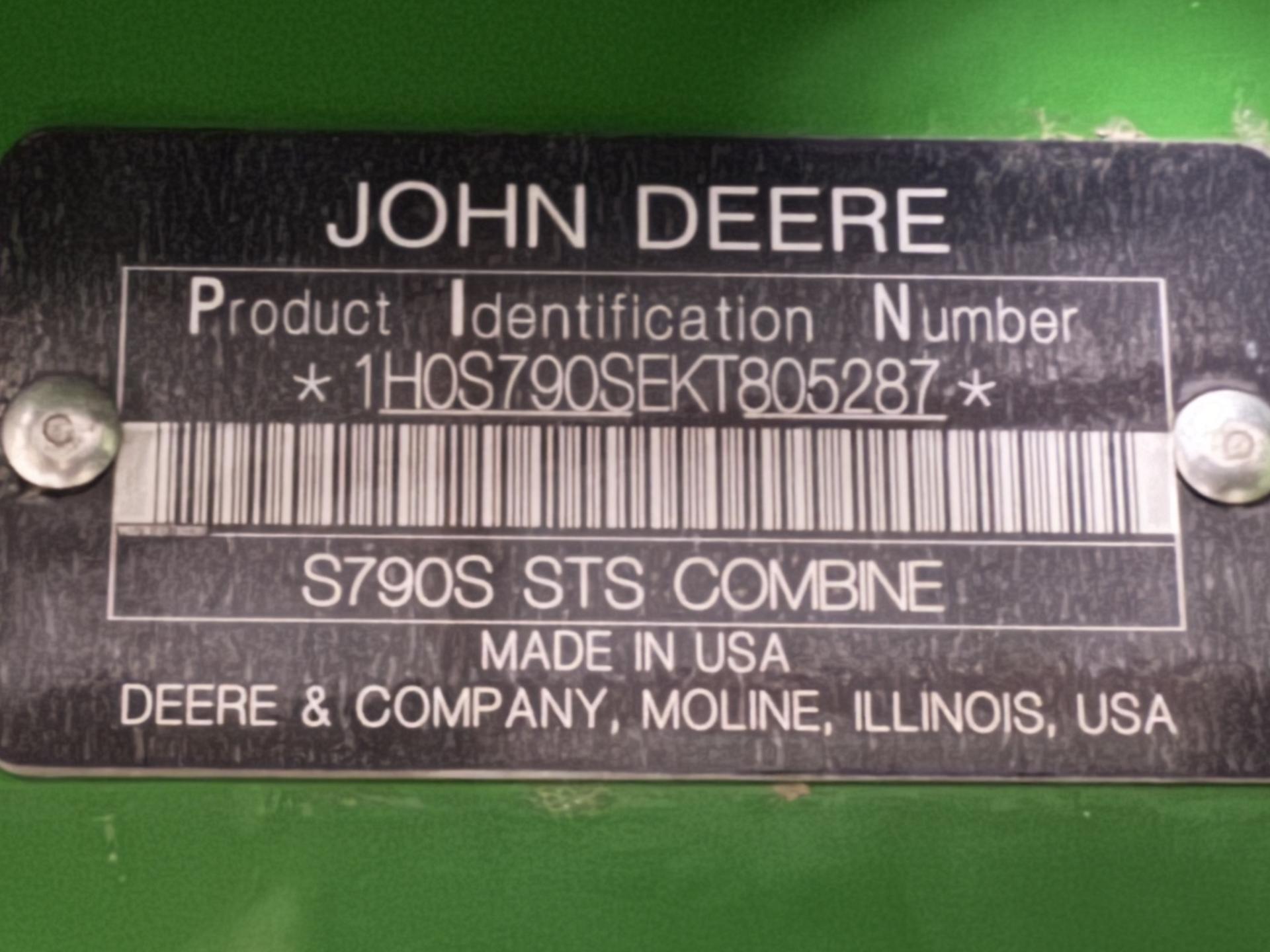 2019 John Deere S790 Image