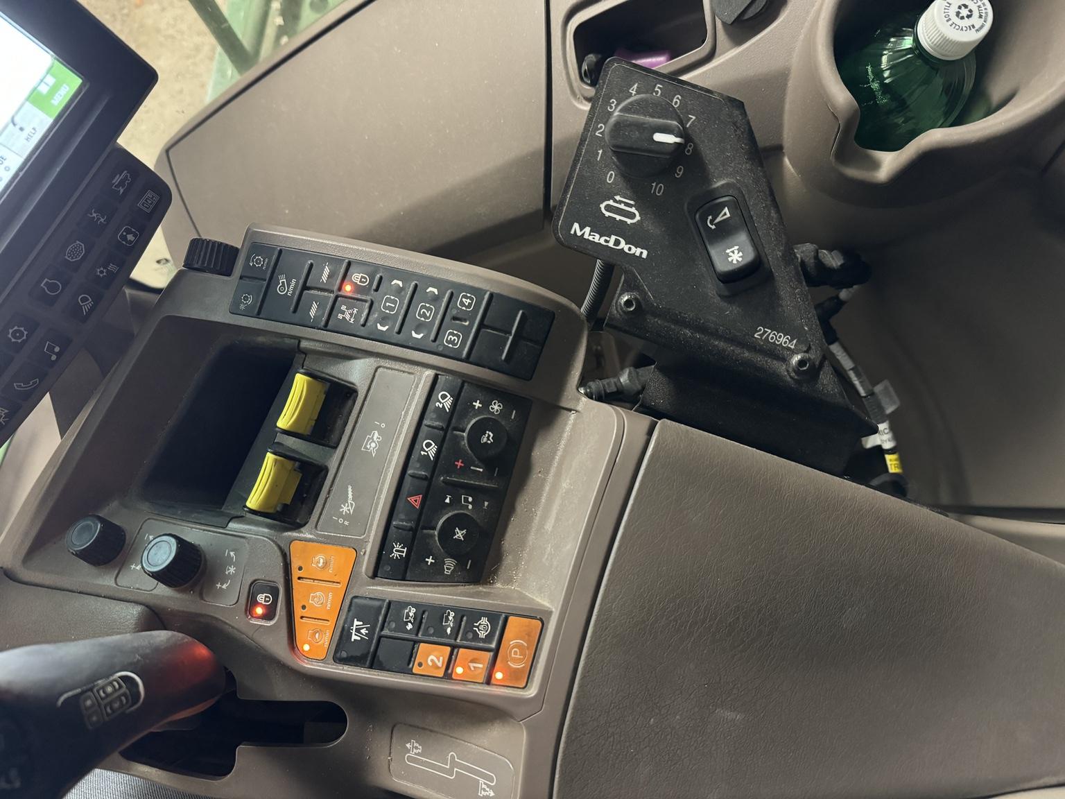 2019 John Deere S790 Image