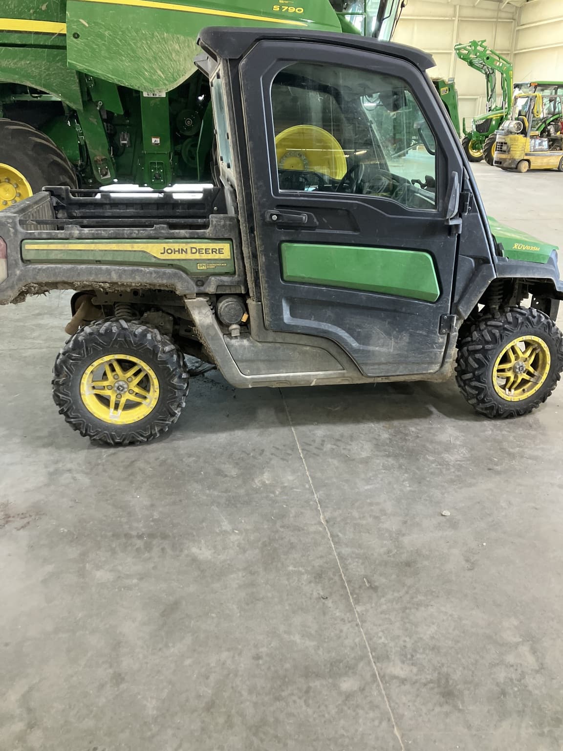 2024 John Deere XUV 835M Image