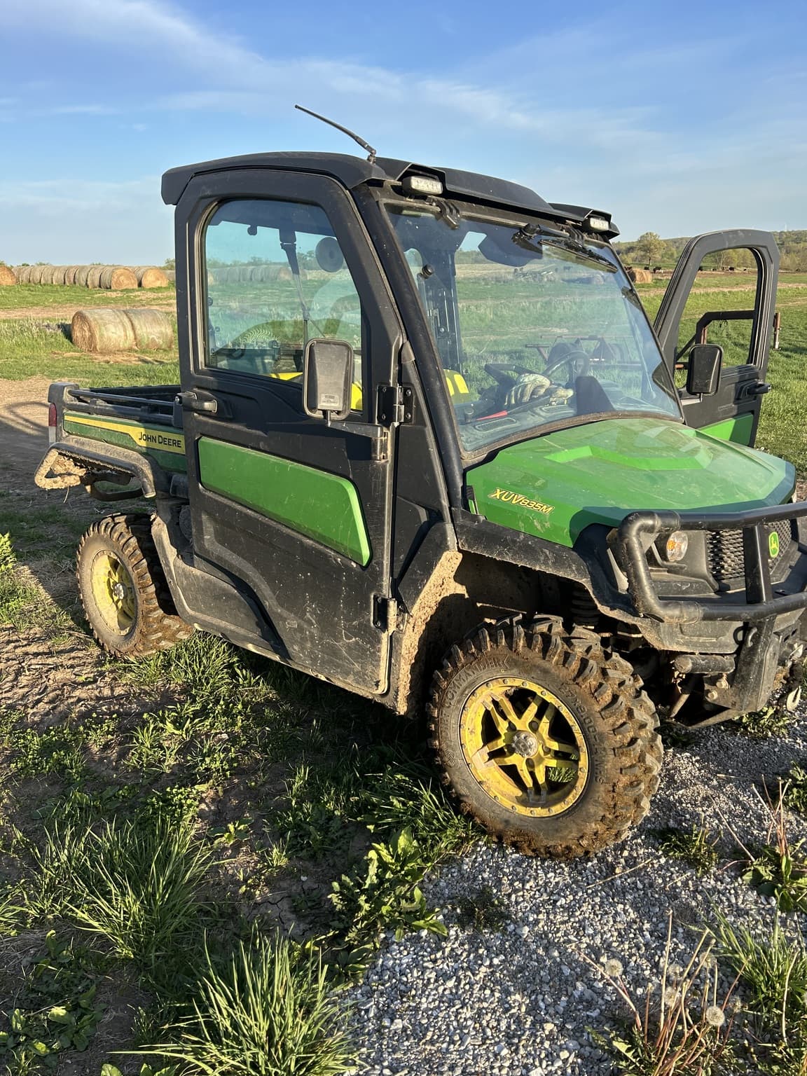 2022 John Deere XUV 835M Image