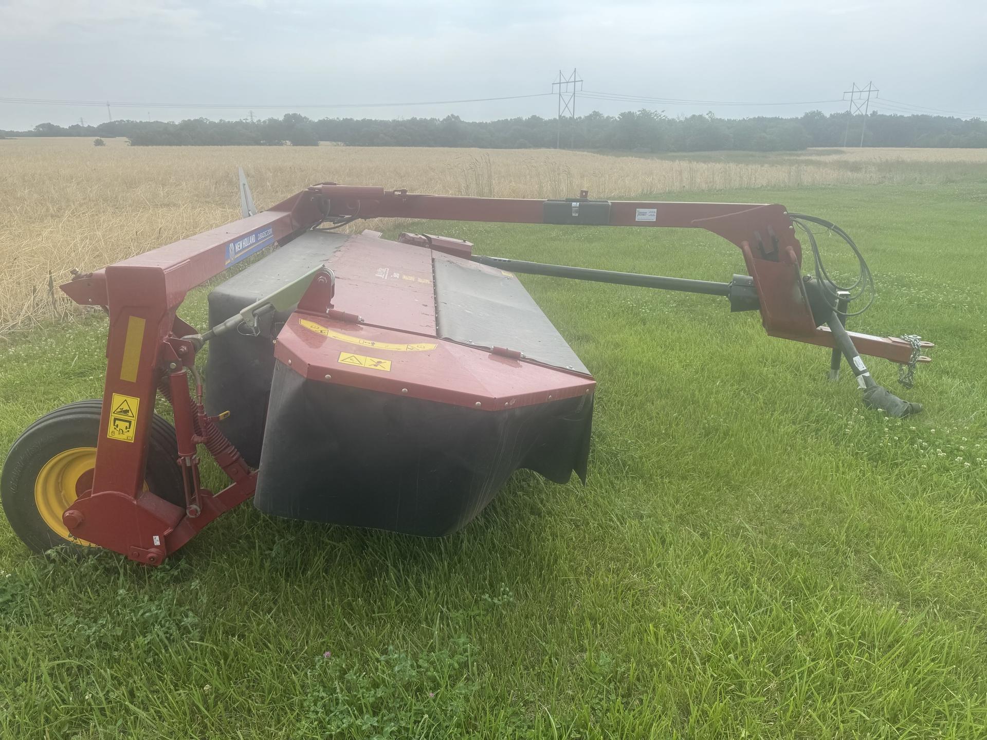 2021 New Holland 210 Image