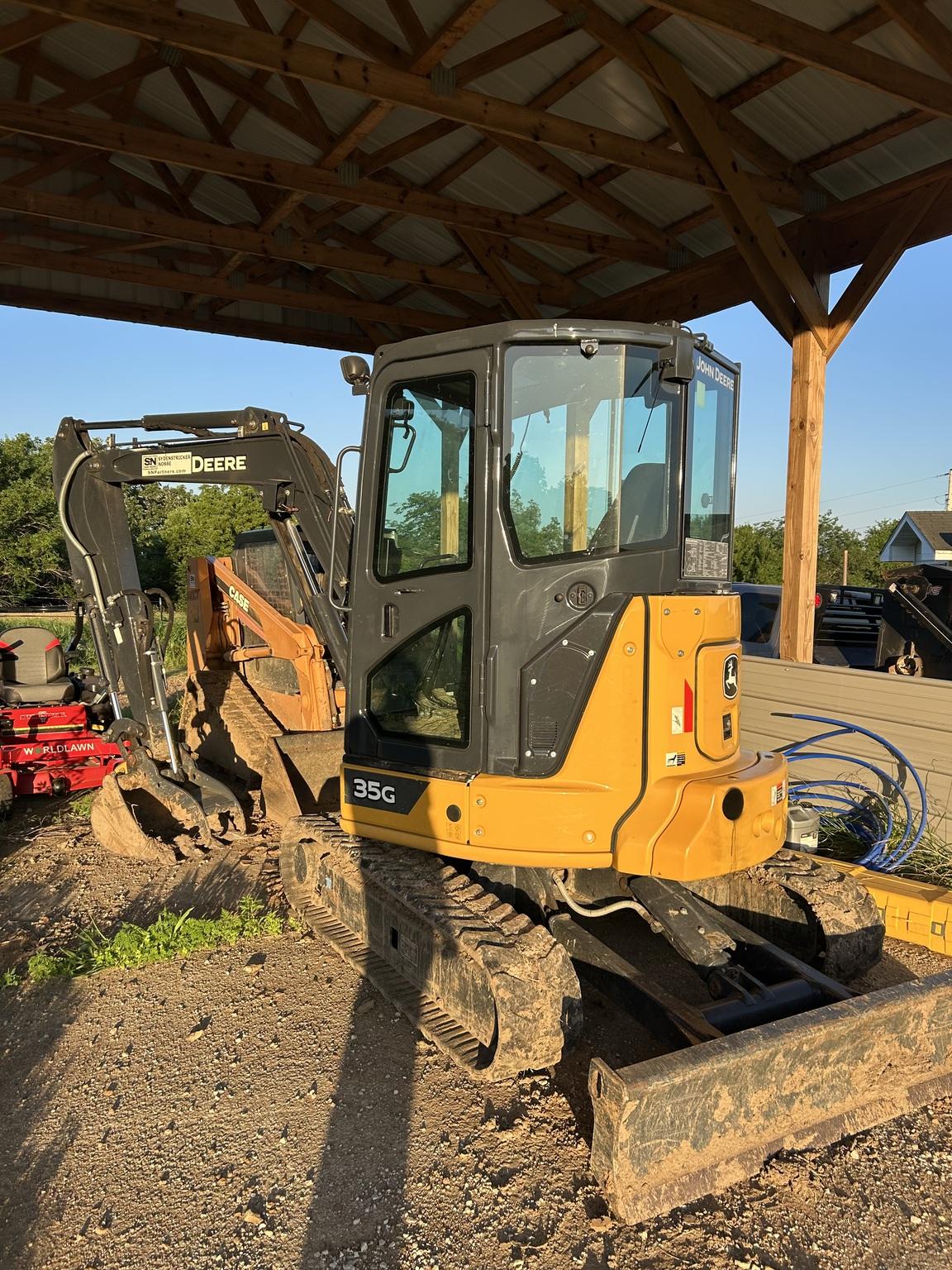 2022 John Deere 35G Image