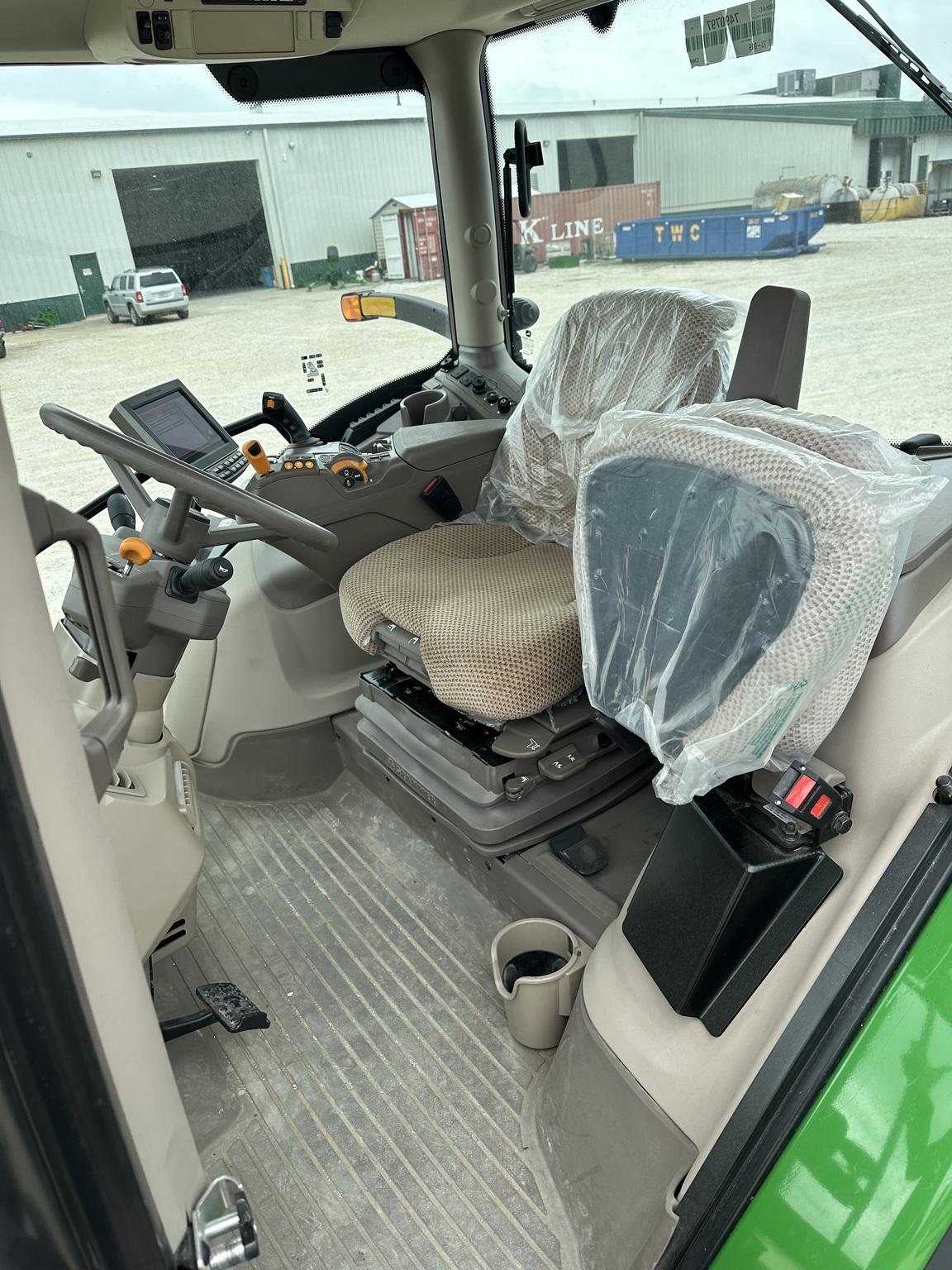 2023 John Deere 6R 155 Image