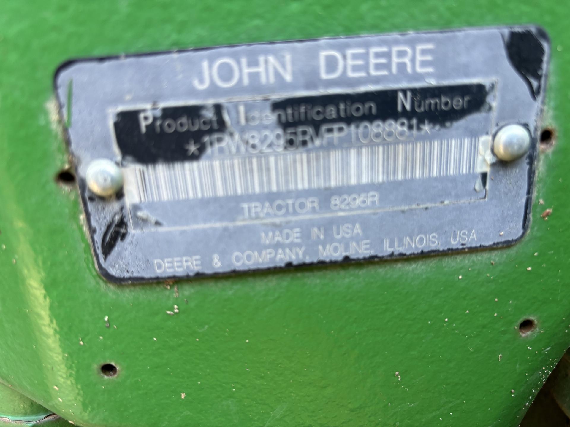 2016 John Deere 8295R Image