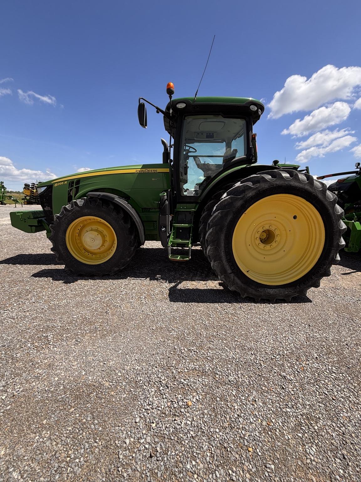 2016 John Deere 8295R Image