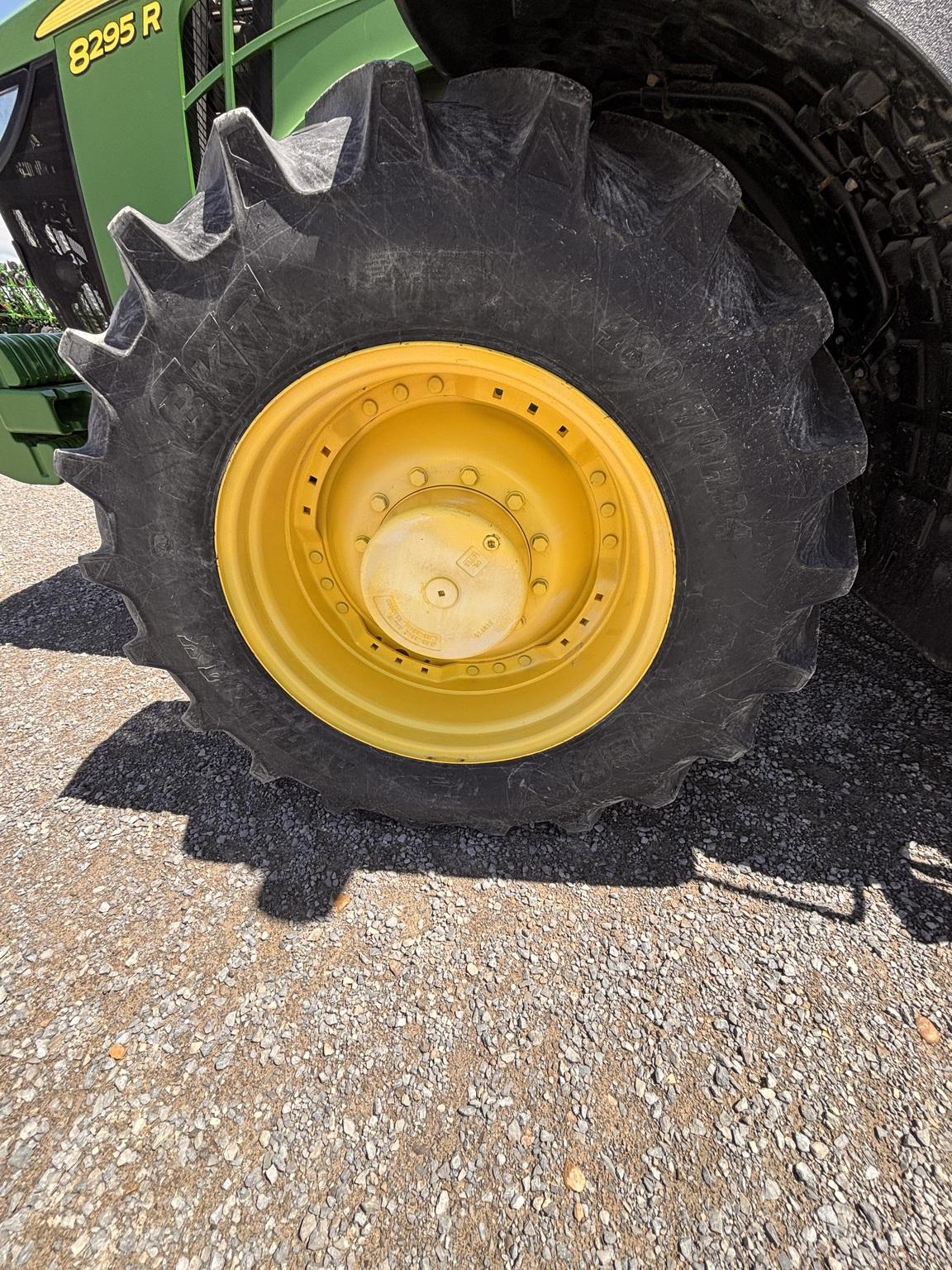 2016 John Deere 8295R Image