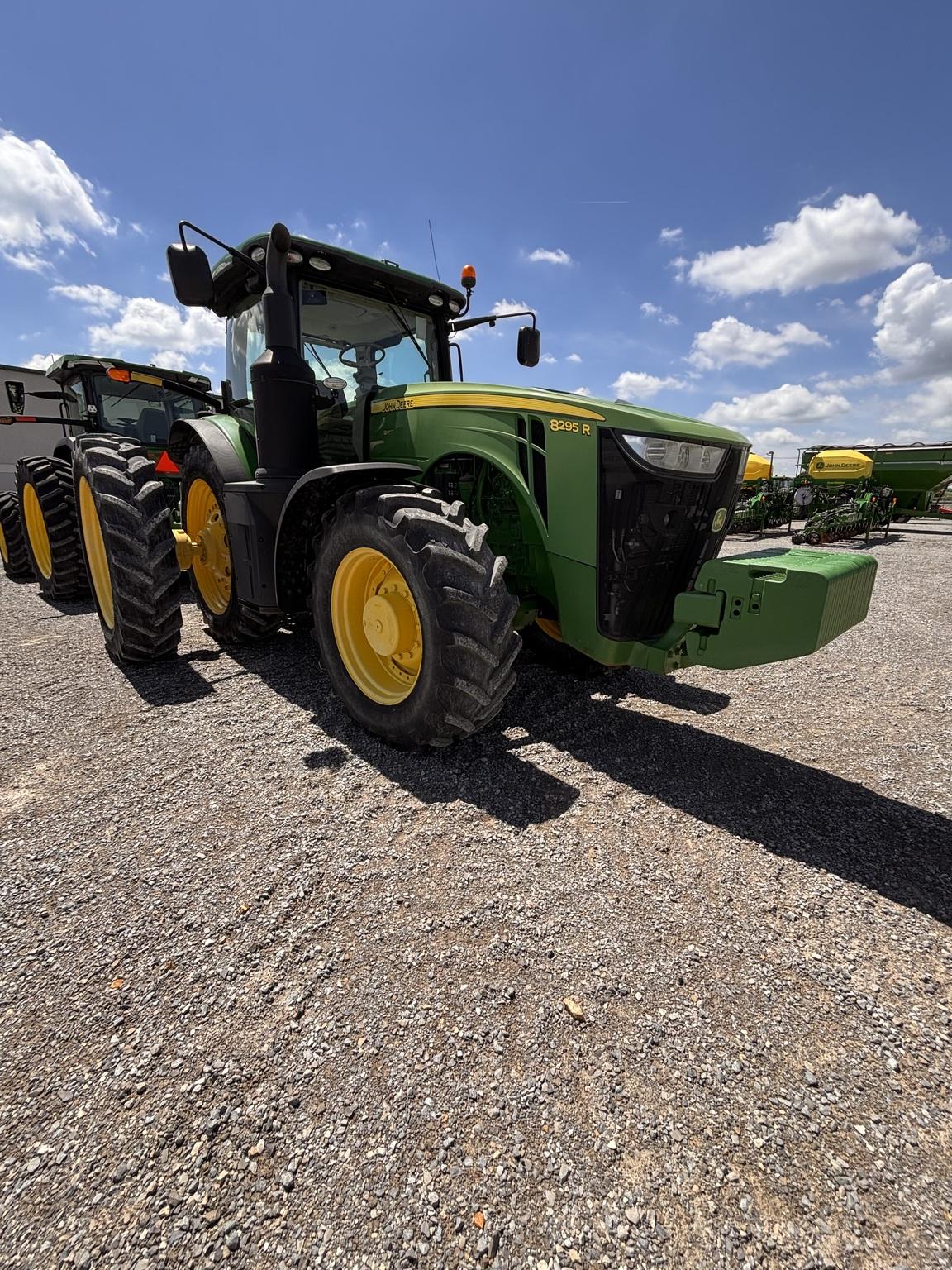 2016 John Deere 8295R Image