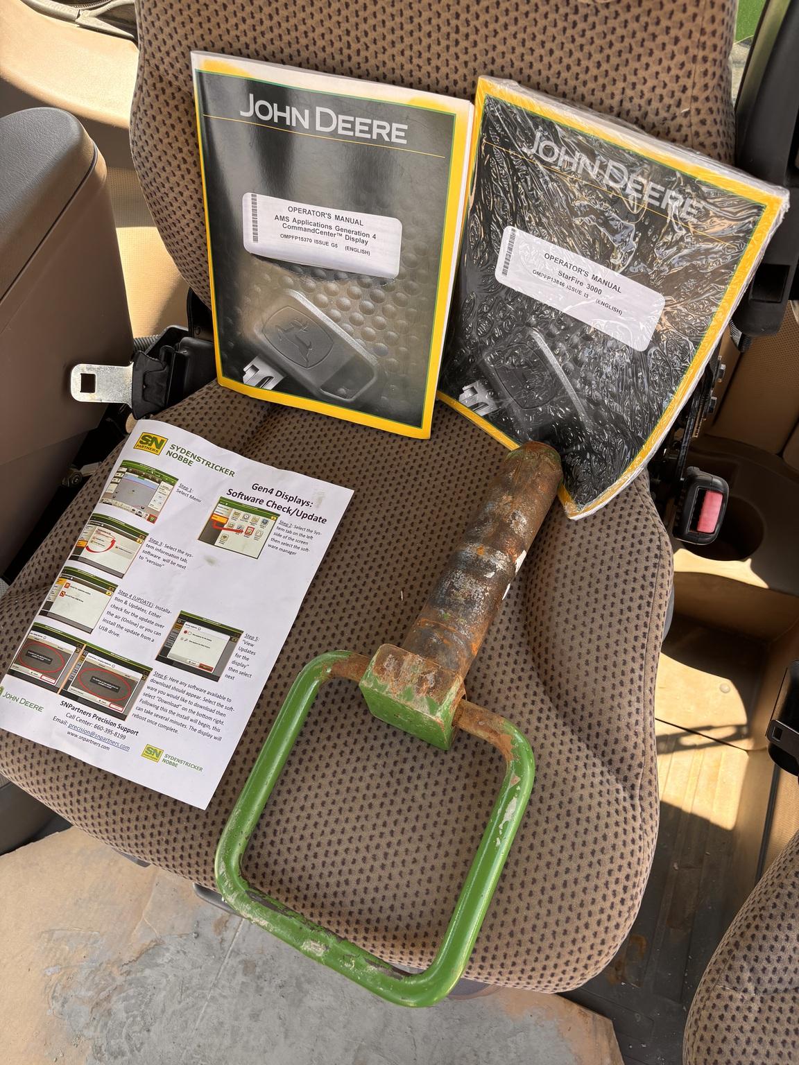 2016 John Deere 8295R Image