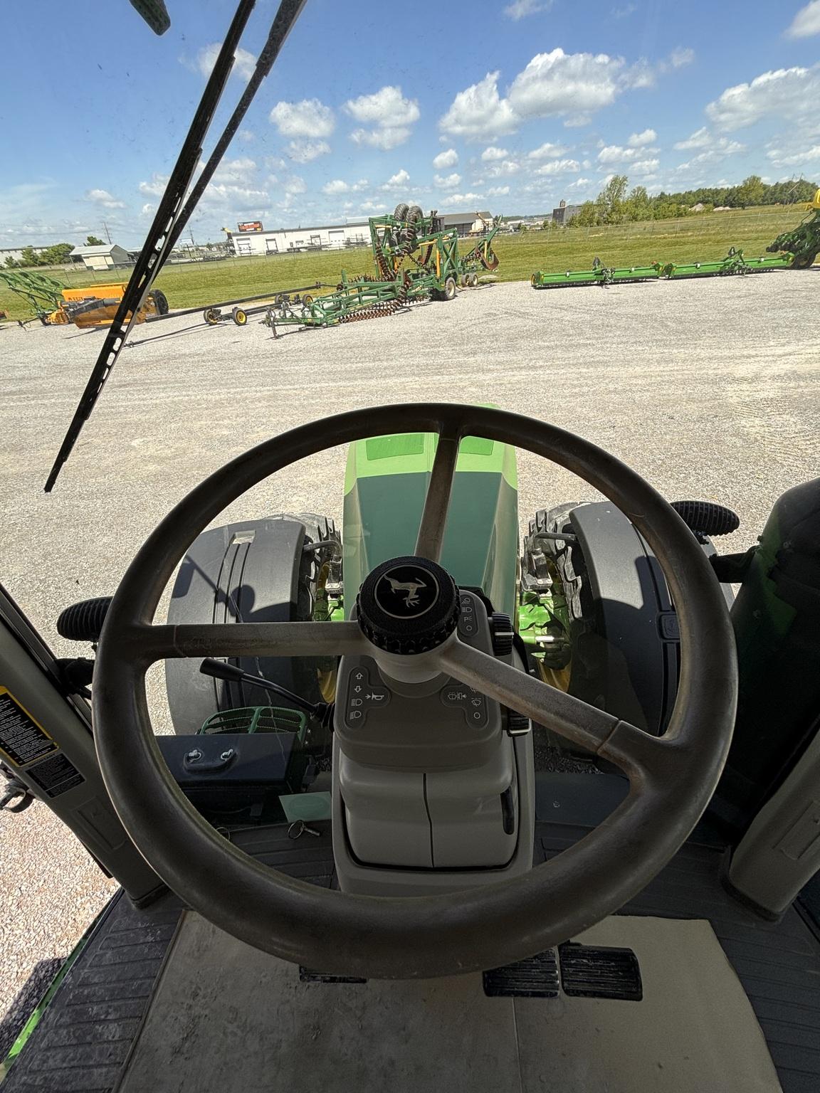 2016 John Deere 8295R Image