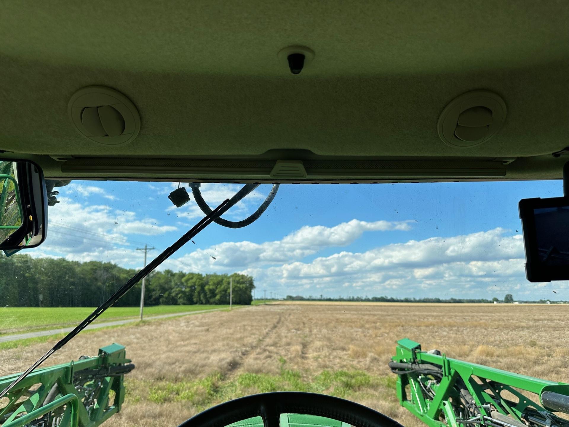 2021 John Deere R4038 Image