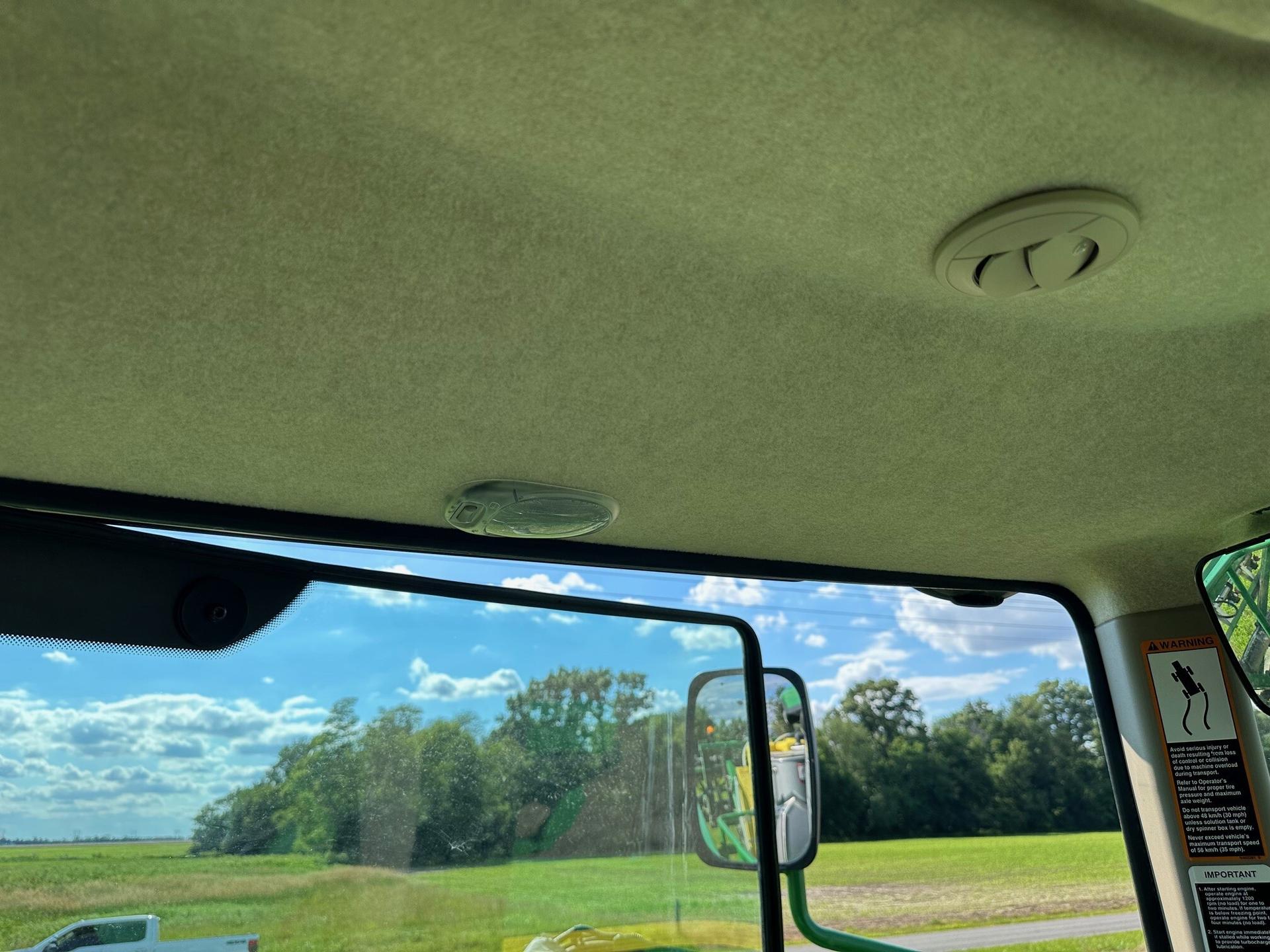 2021 John Deere R4038 Image