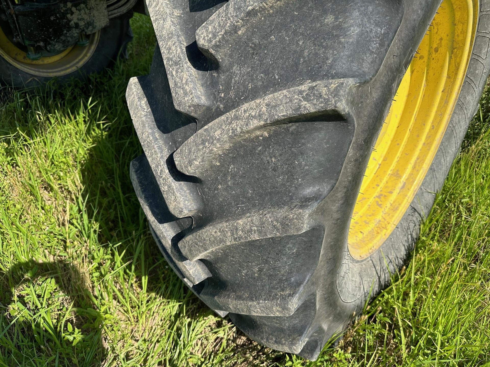 2021 John Deere R4038 Image