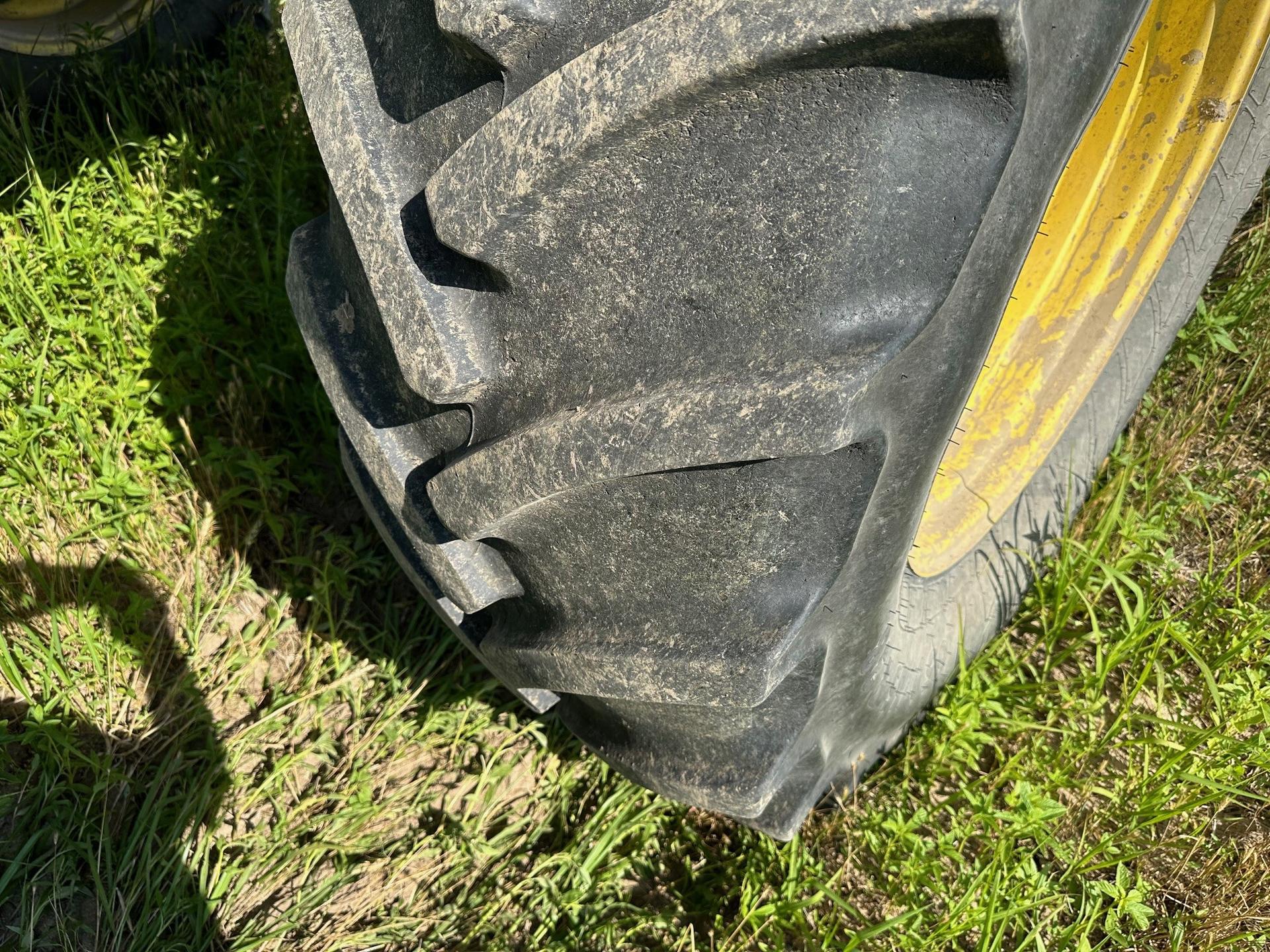 2021 John Deere R4038 Image