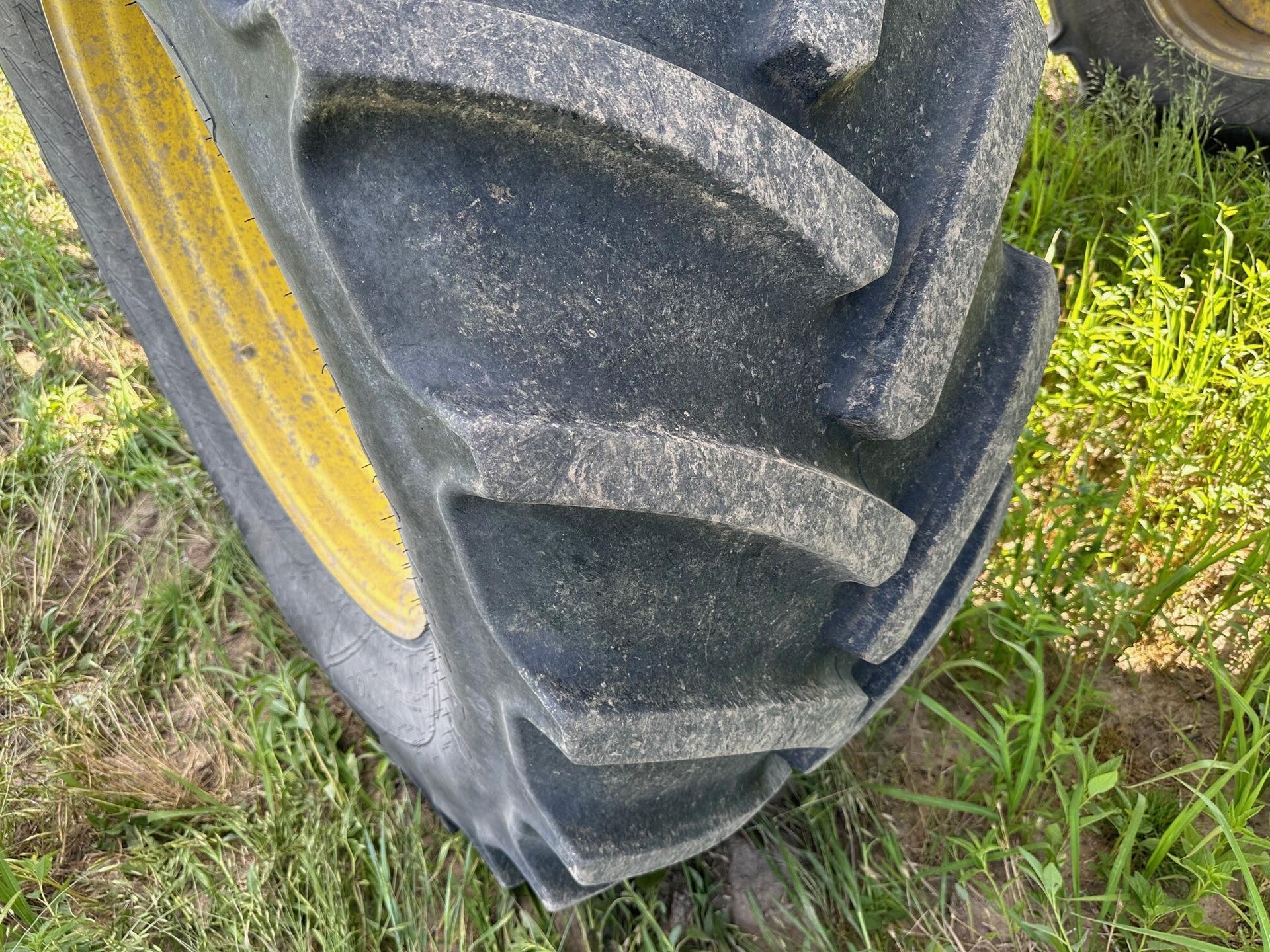 2021 John Deere R4038 Image