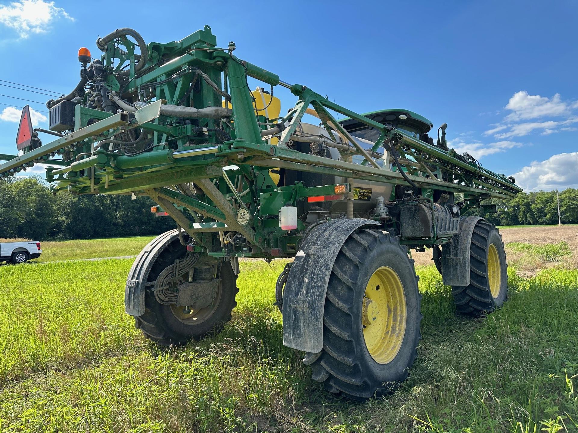 2021 John Deere R4038 Image