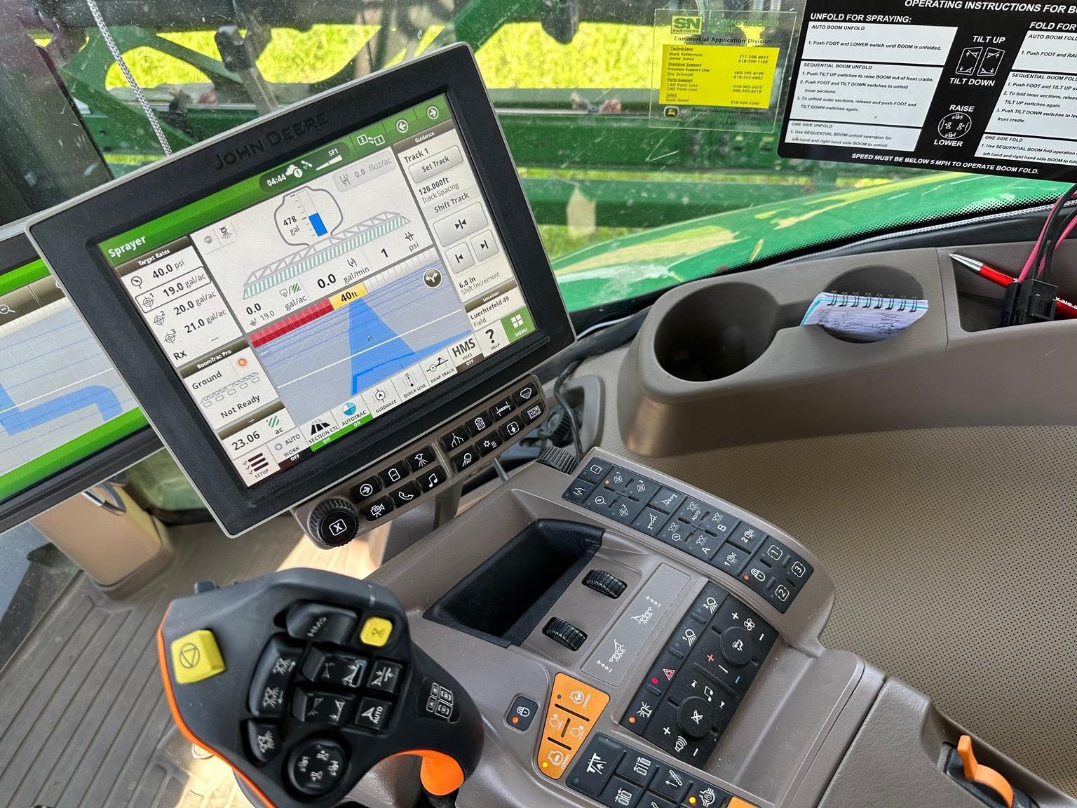 2021 John Deere R4038 Image