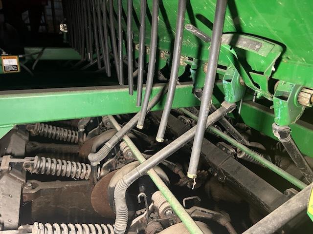 2001 John Deere 1560 Image