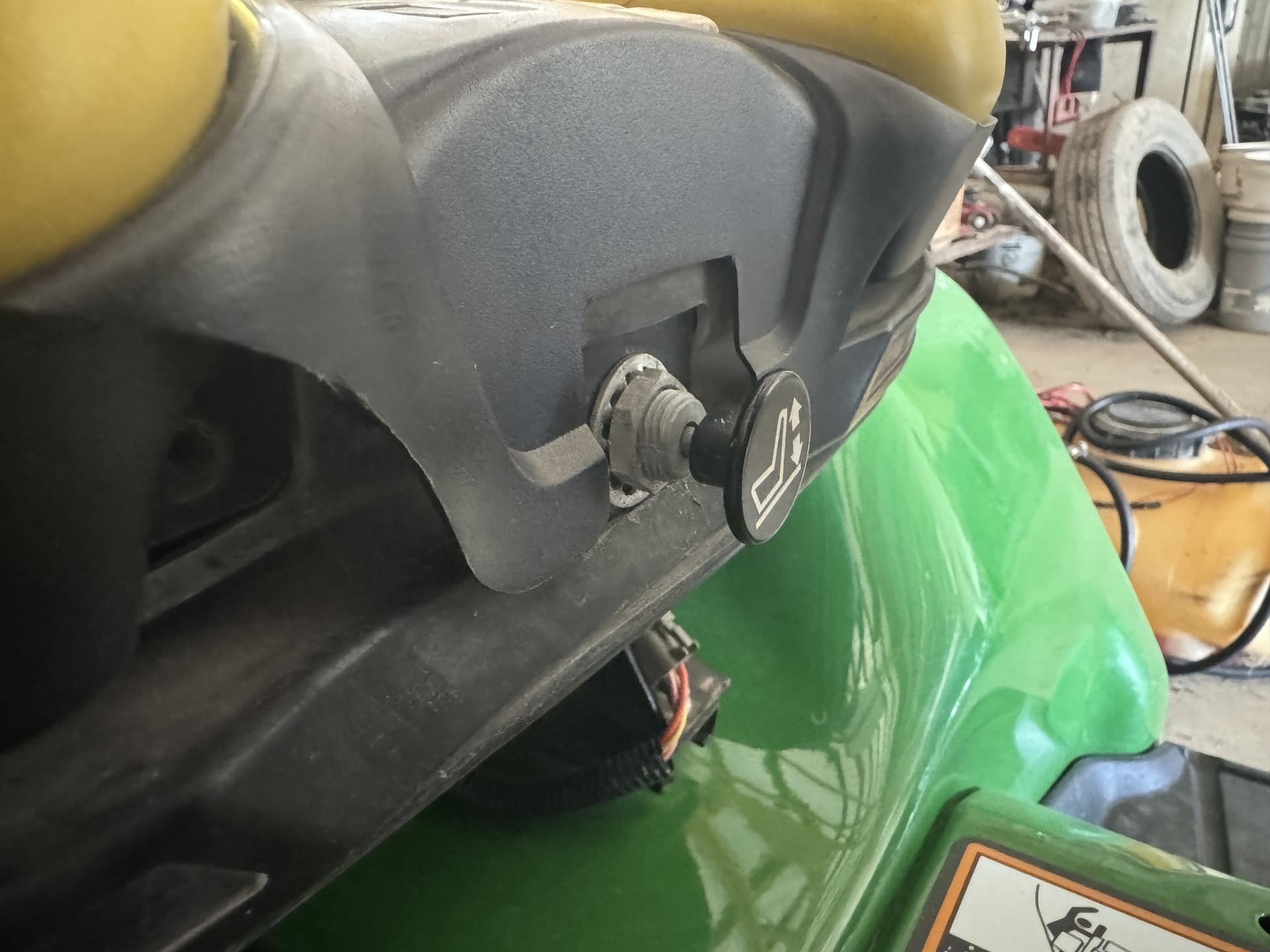 2021 John Deere X758 Image