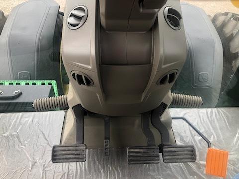 2024 John Deere 8R 370 Image